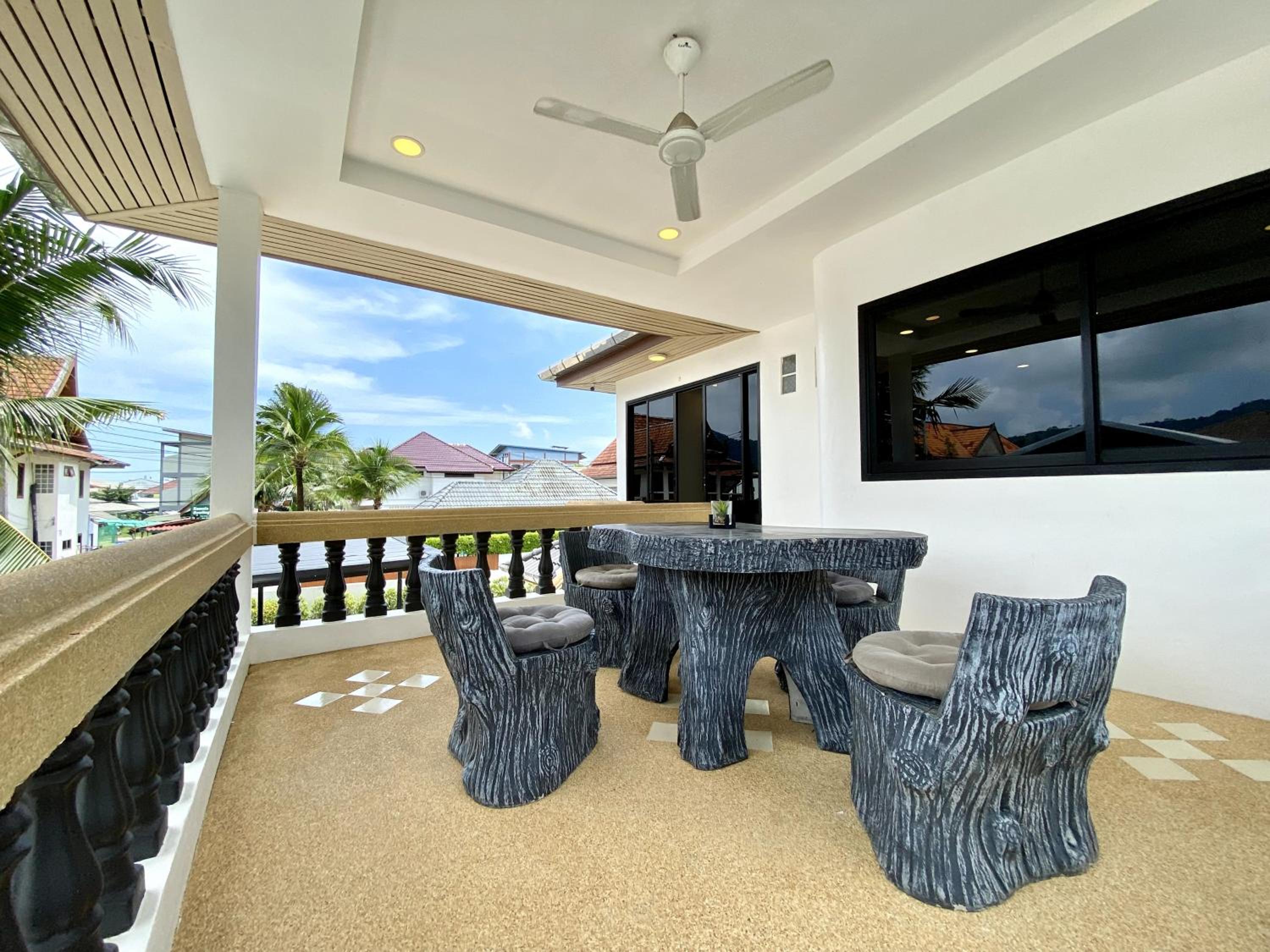 Kamala - Chonlada Holiday Home 2 BR Residence