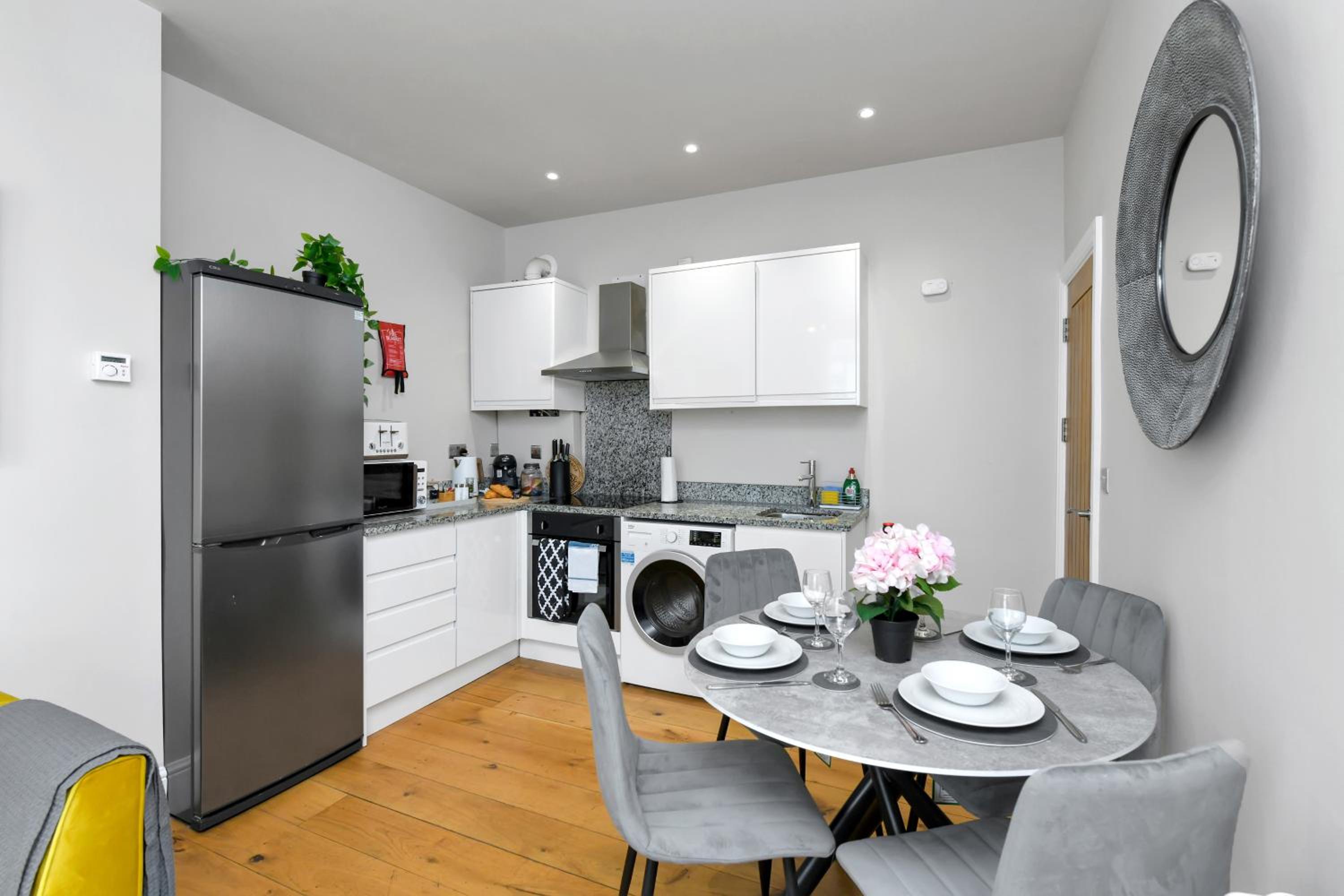 1-Bed City Flat Close to Market Square & Transport