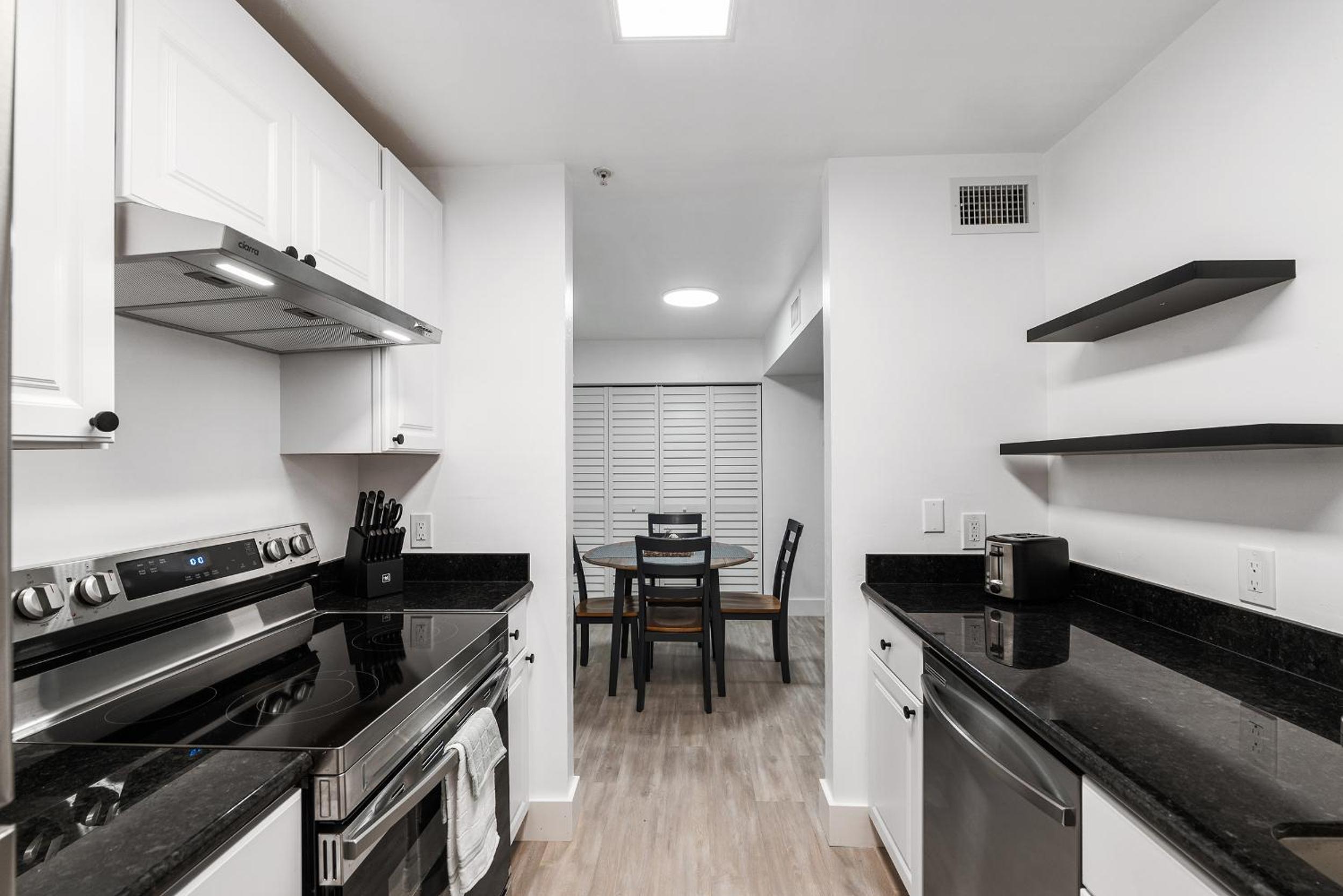 UF Apartment on Archer Road Near Shands & VA !
