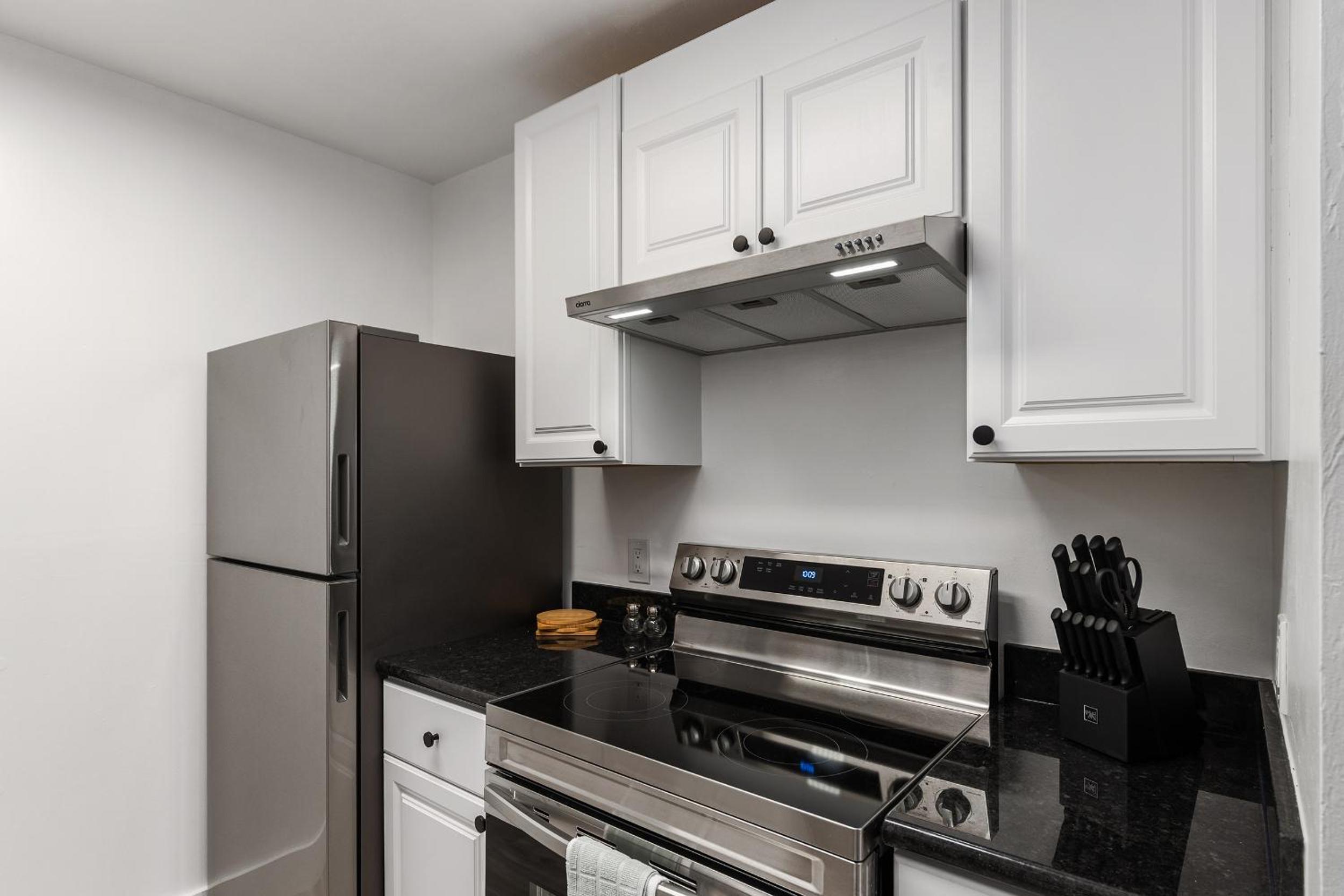 UF Apartment on Archer Road Near Shands & VA !