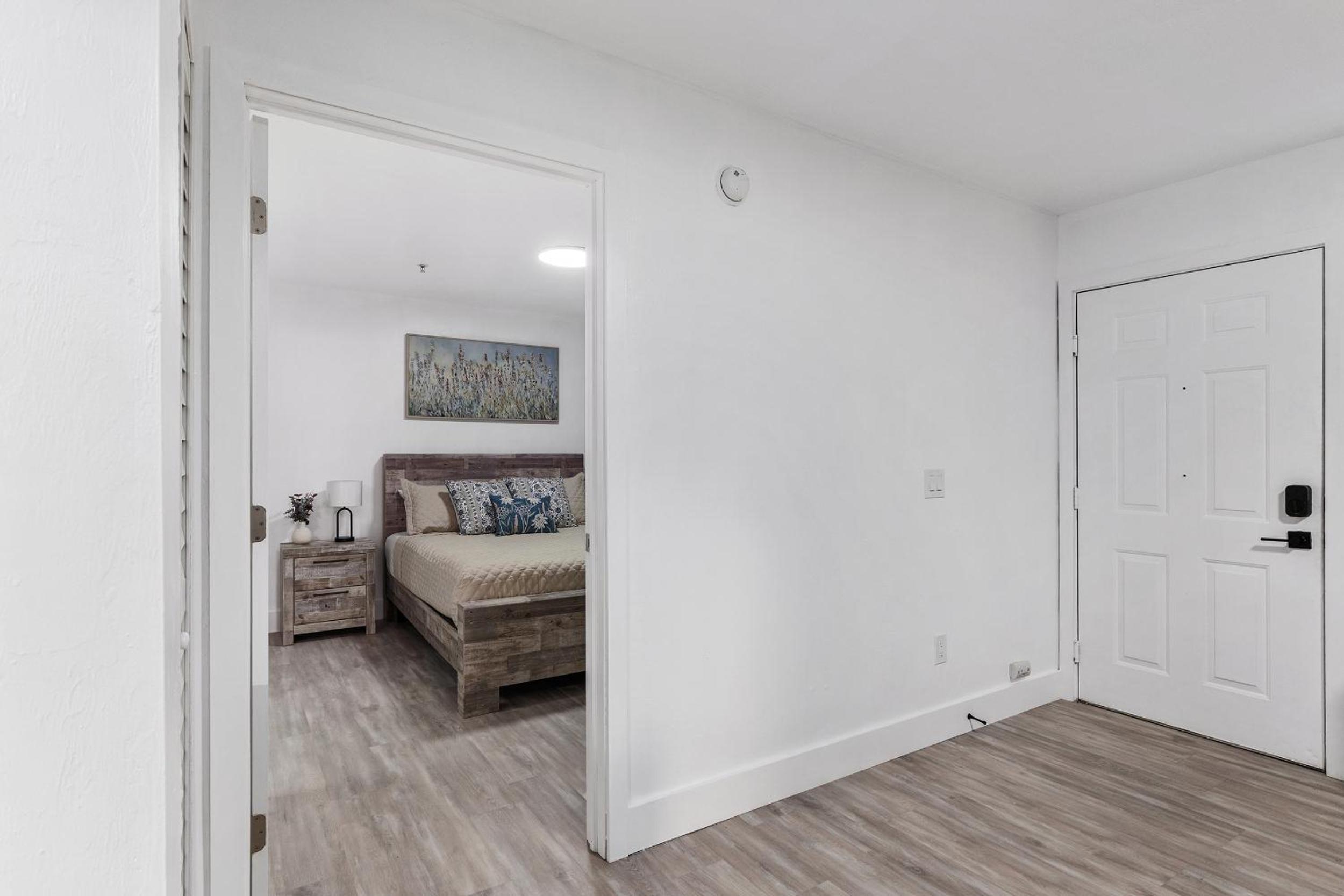UF Apartment on Archer Road Near Shands & VA !
