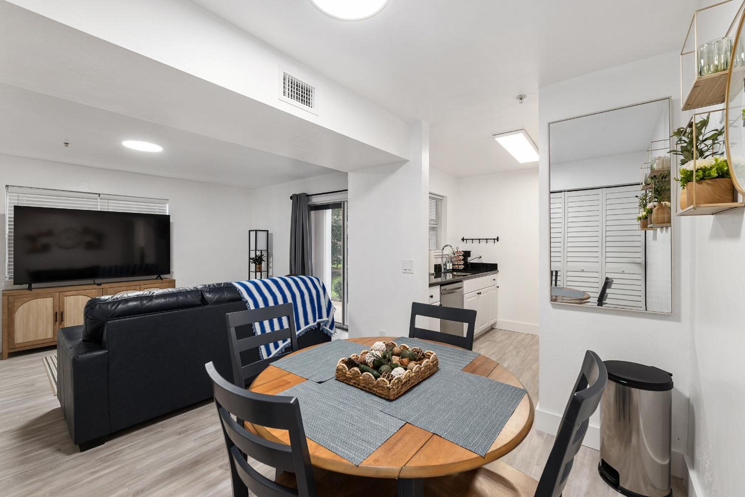 UF Apartment on Archer Road Near Shands & VA !