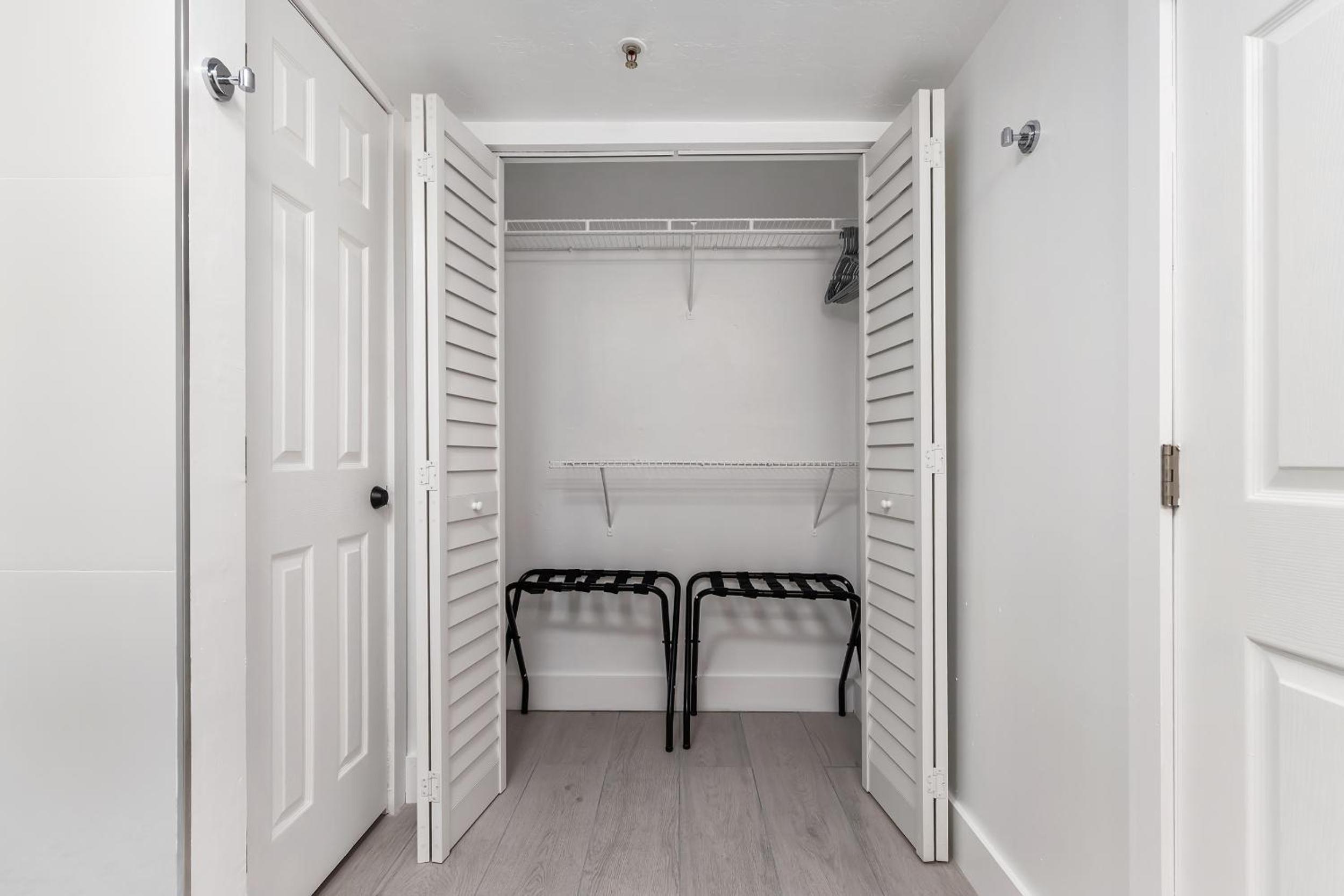 UF Apartment on Archer Road Near Shands & VA !