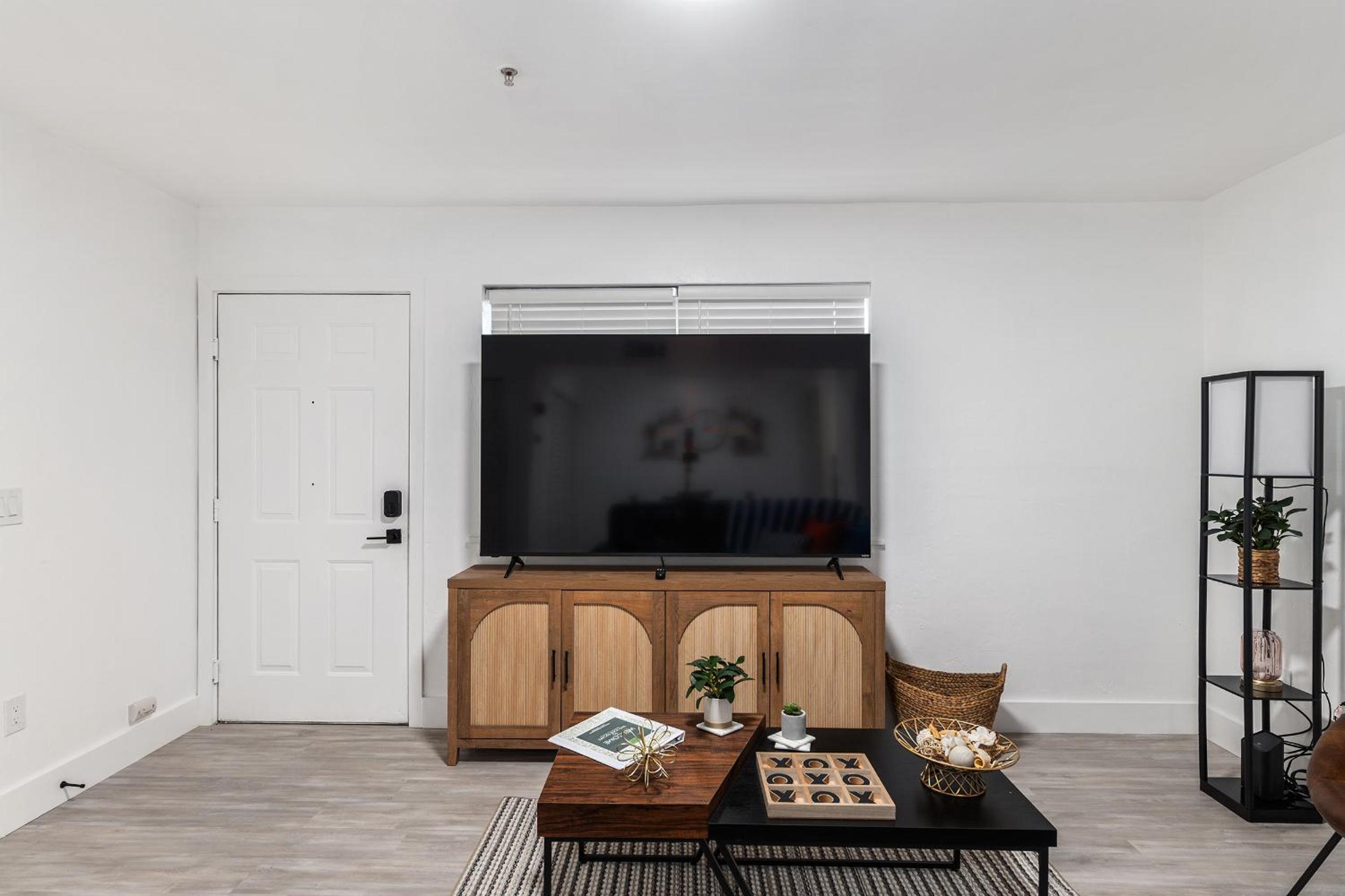 UF Apartment on Archer Road Near Shands & VA !