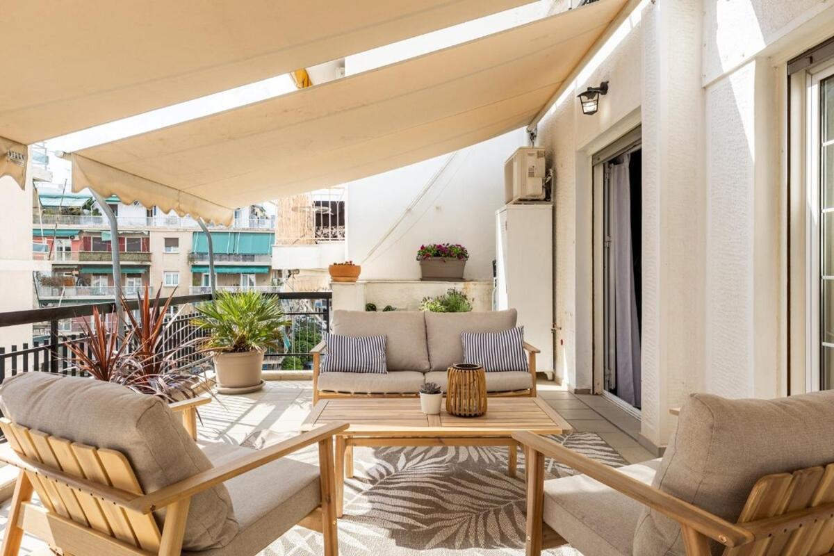 Eleni's Terrace in Ampelokipi