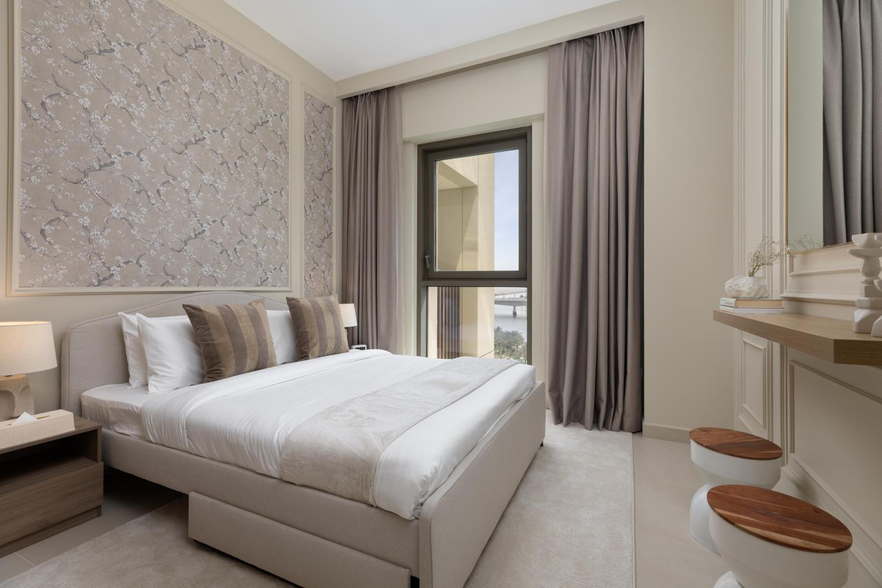 Maison Privee - Creekside Elegance with Canal Vws at Creek Beach