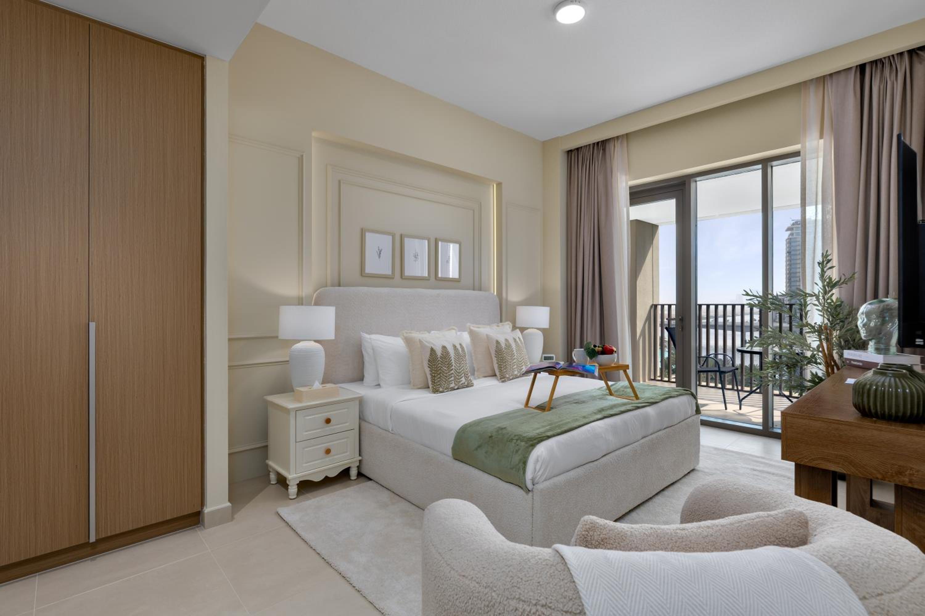 Maison Privee - Creekside Elegance with Canal Vws at Creek Beach