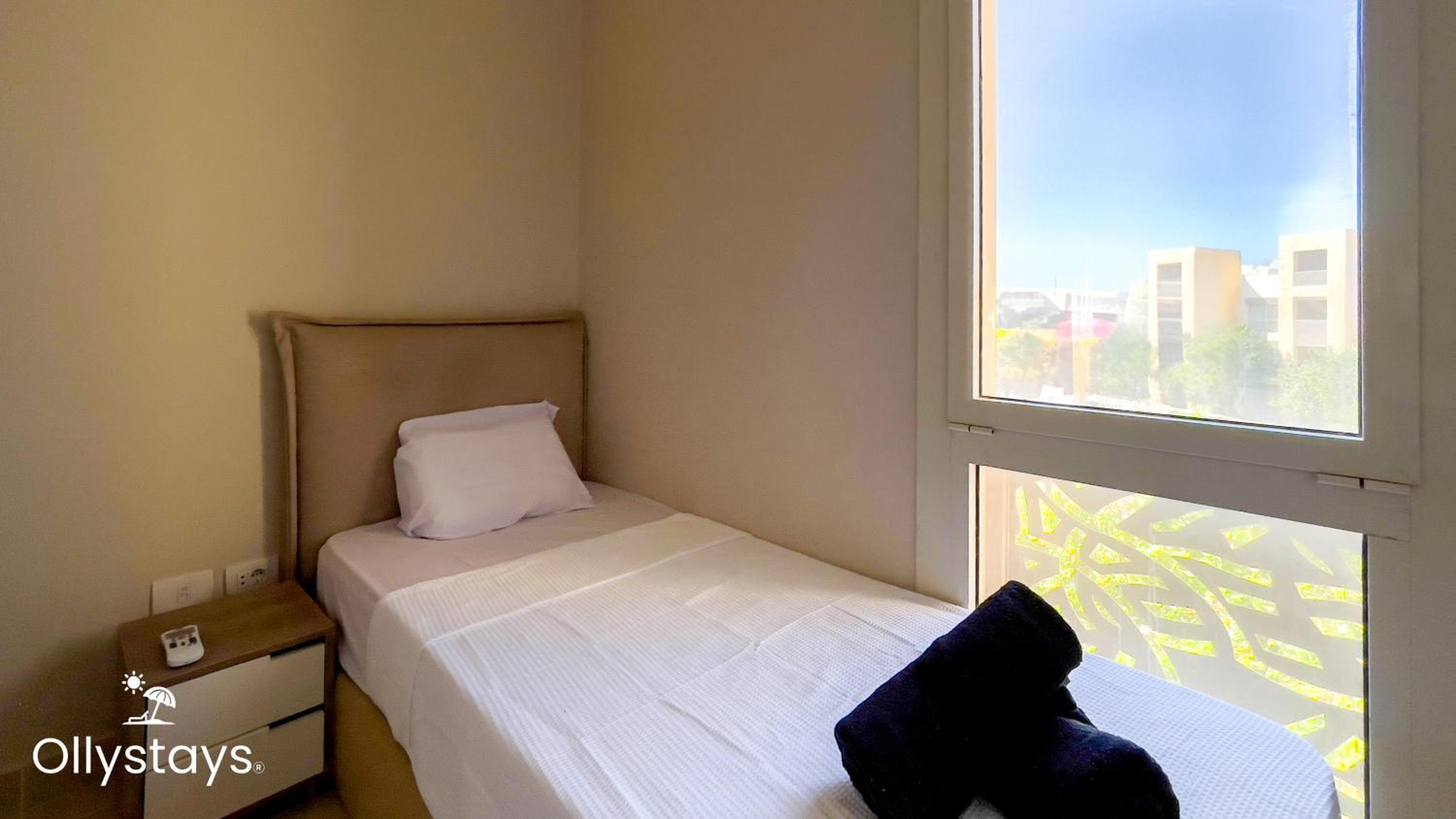 Ollystays Mangrovy Seaview Penthouse 3BR Beach & Pool access