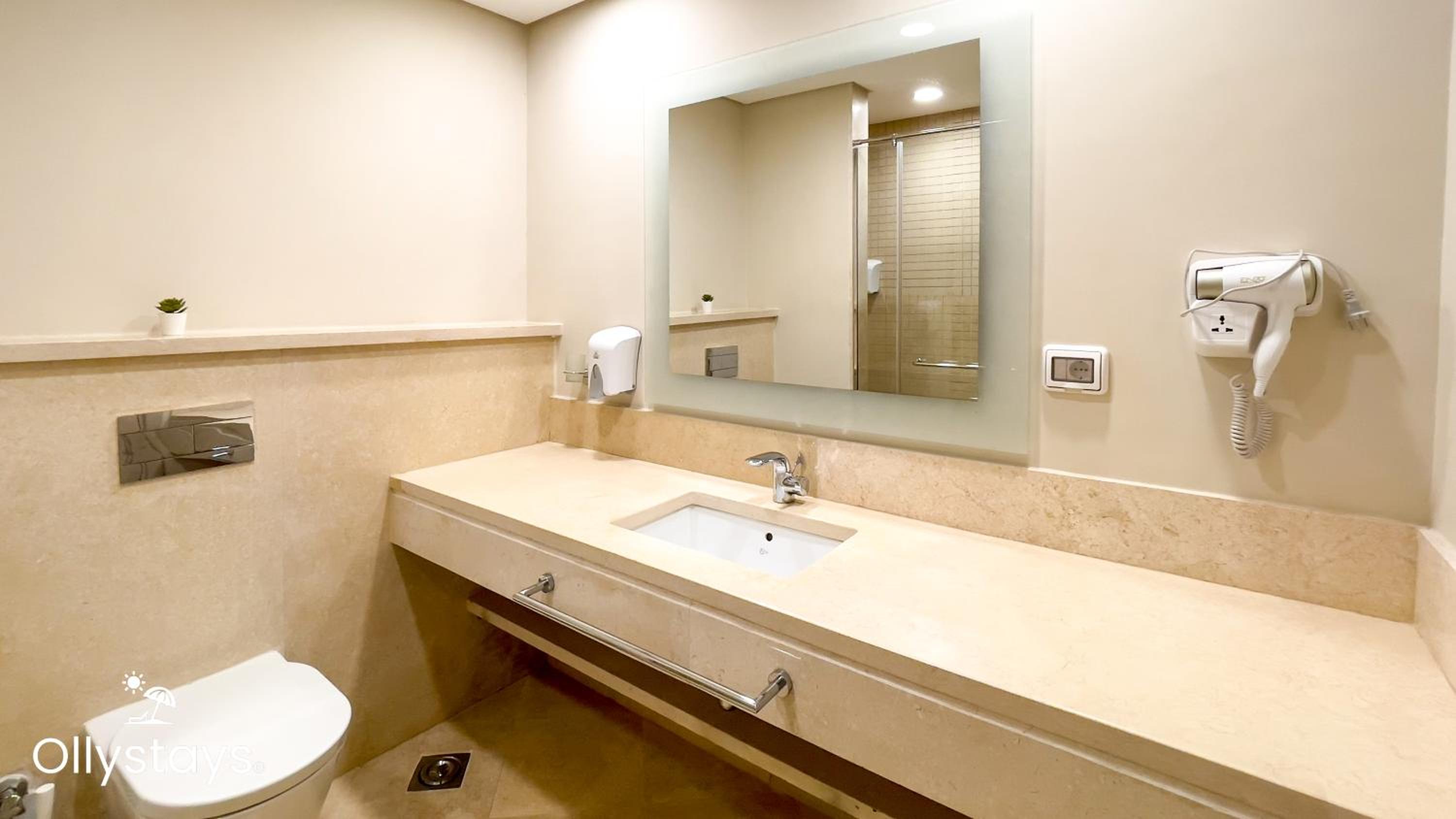 Ollystays Mangrovy Seaview Penthouse 3BR Beach & Pool access