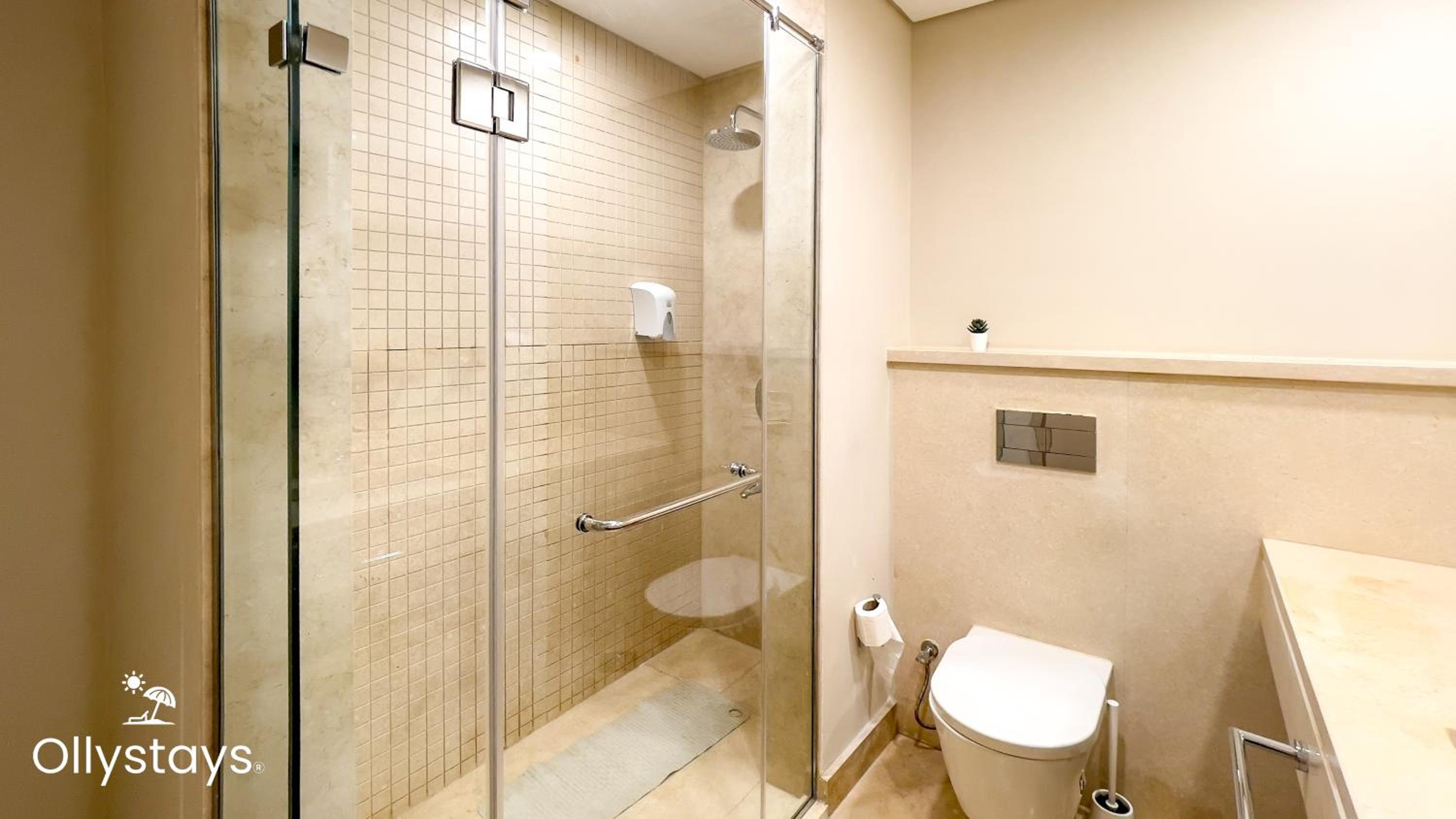 Ollystays Mangrovy Seaview Penthouse 3BR Beach & Pool access