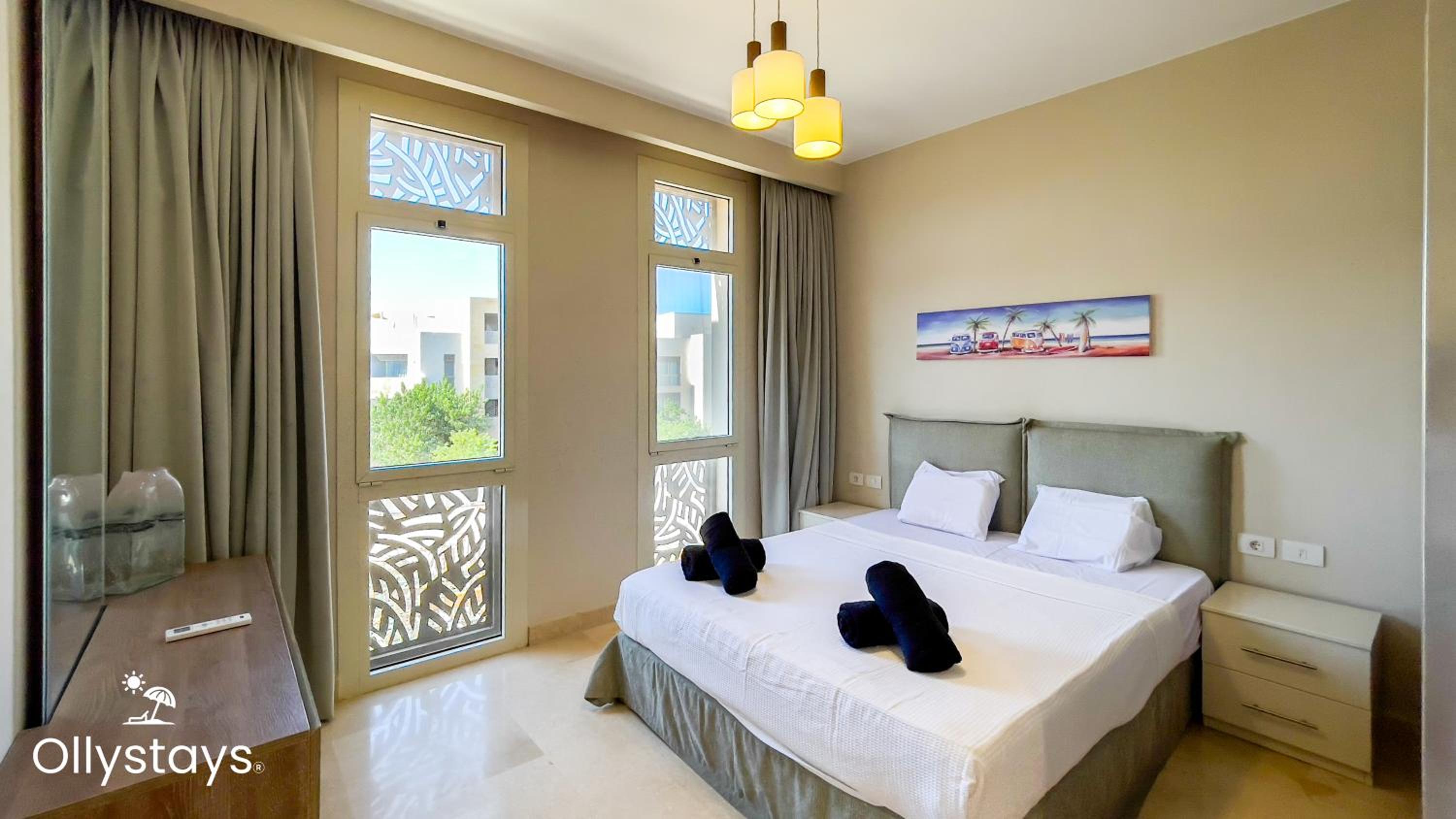 Ollystays Mangrovy Seaview Penthouse 3BR Beach & Pool access