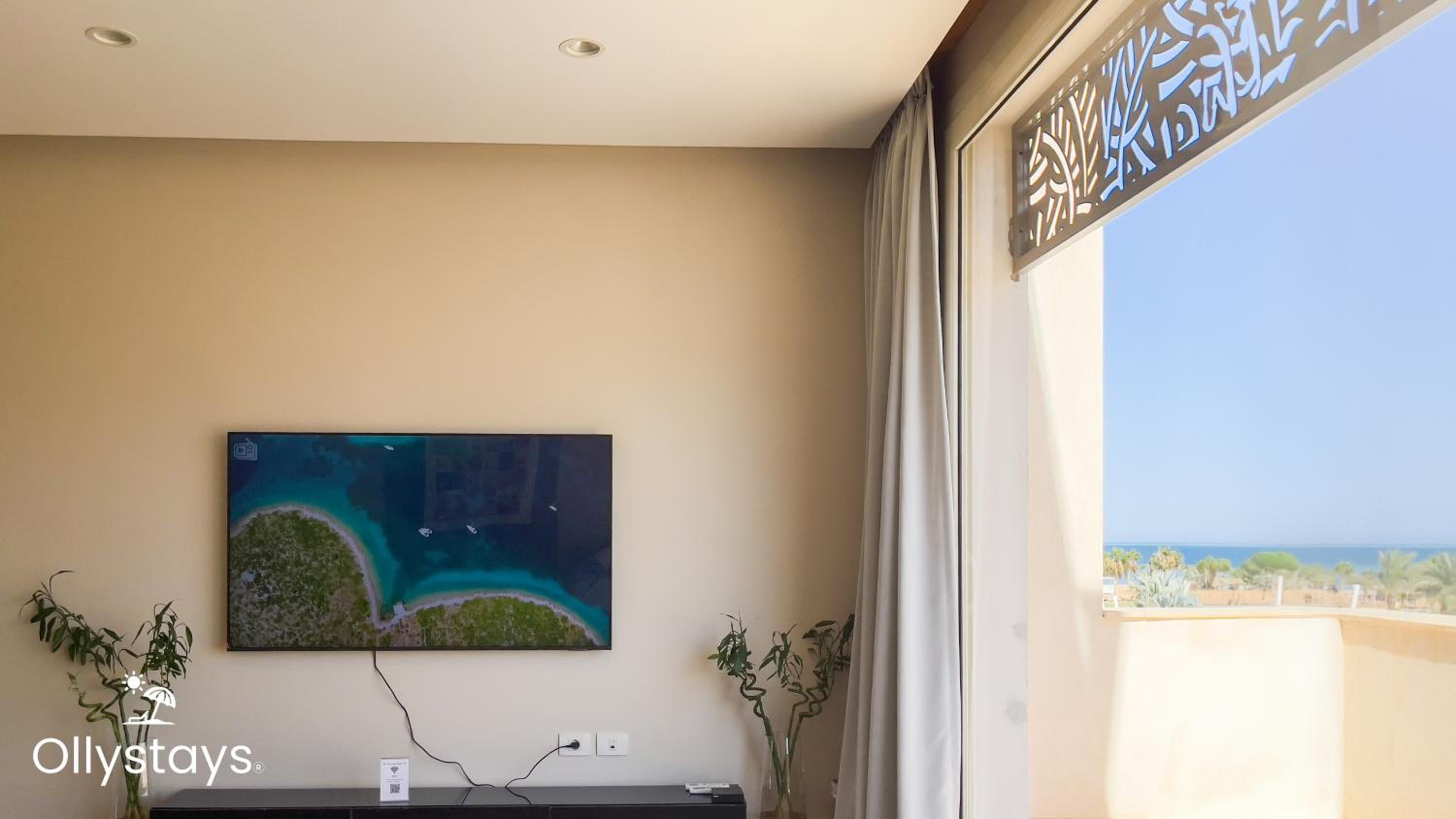 Ollystays Mangrovy Seaview Penthouse 3BR Beach & Pool access