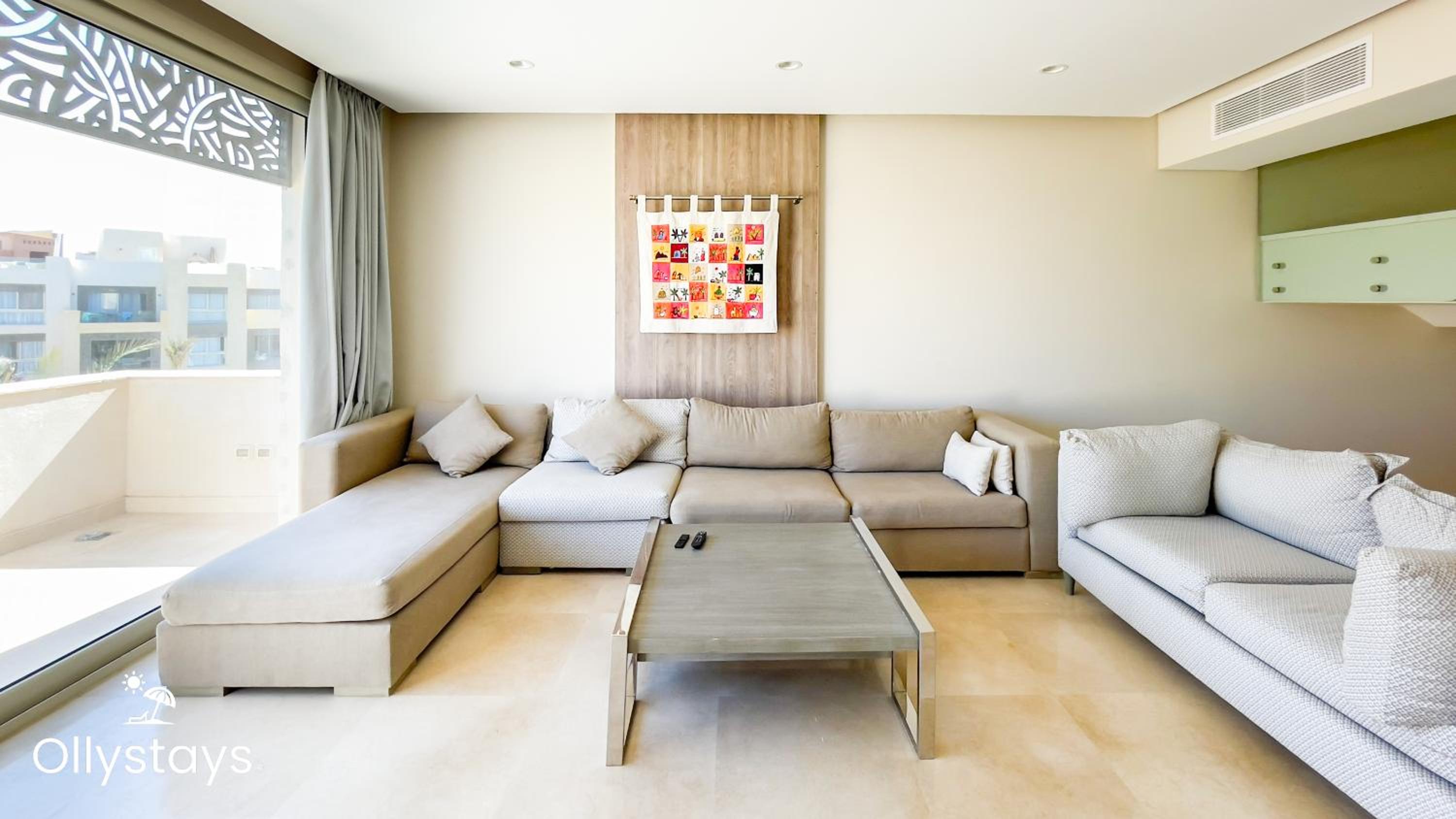 Ollystays Mangrovy Seaview Penthouse 3BR Beach & Pool access