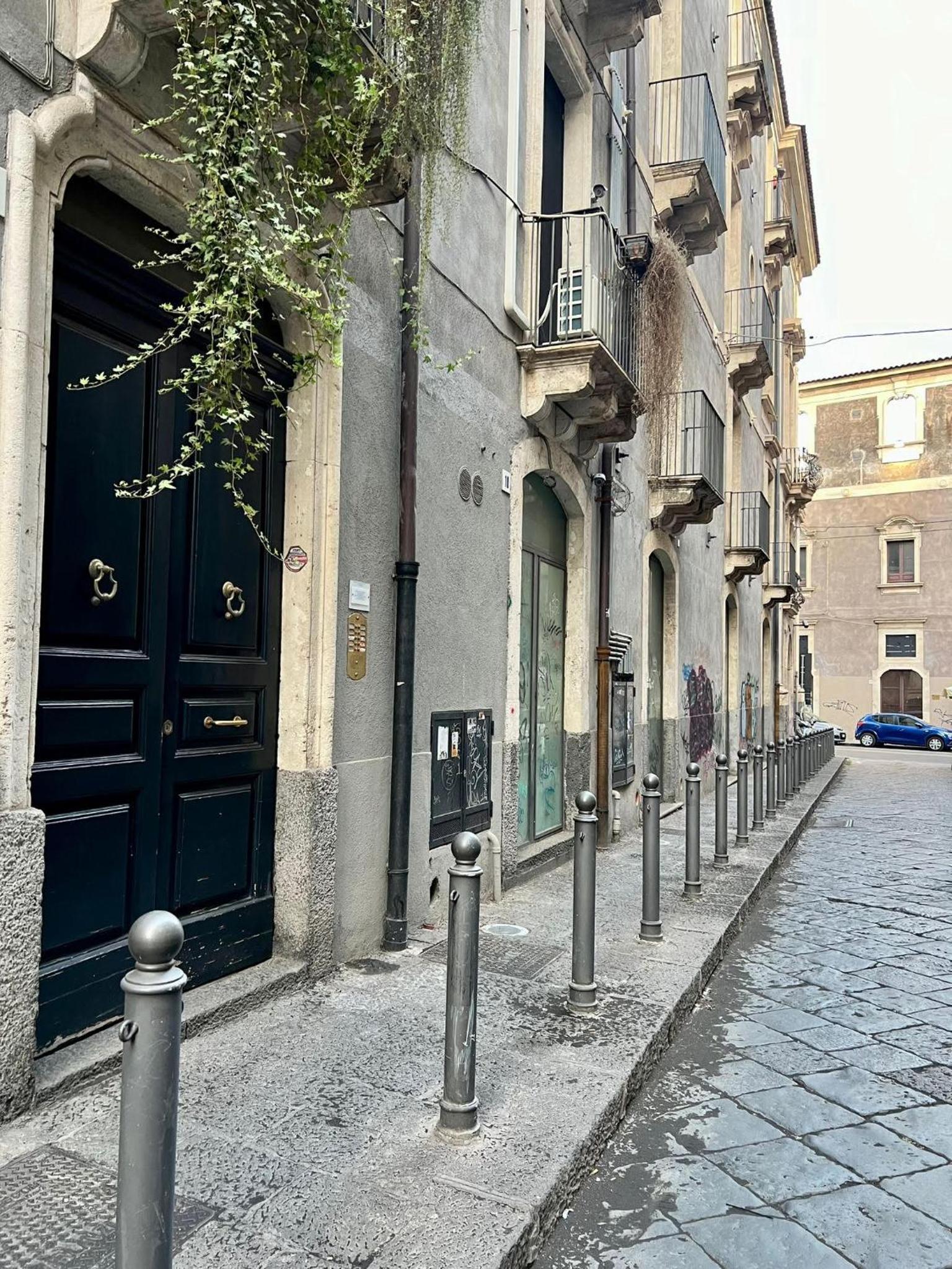 Casa degli Artisti, a spacious apartment in the center