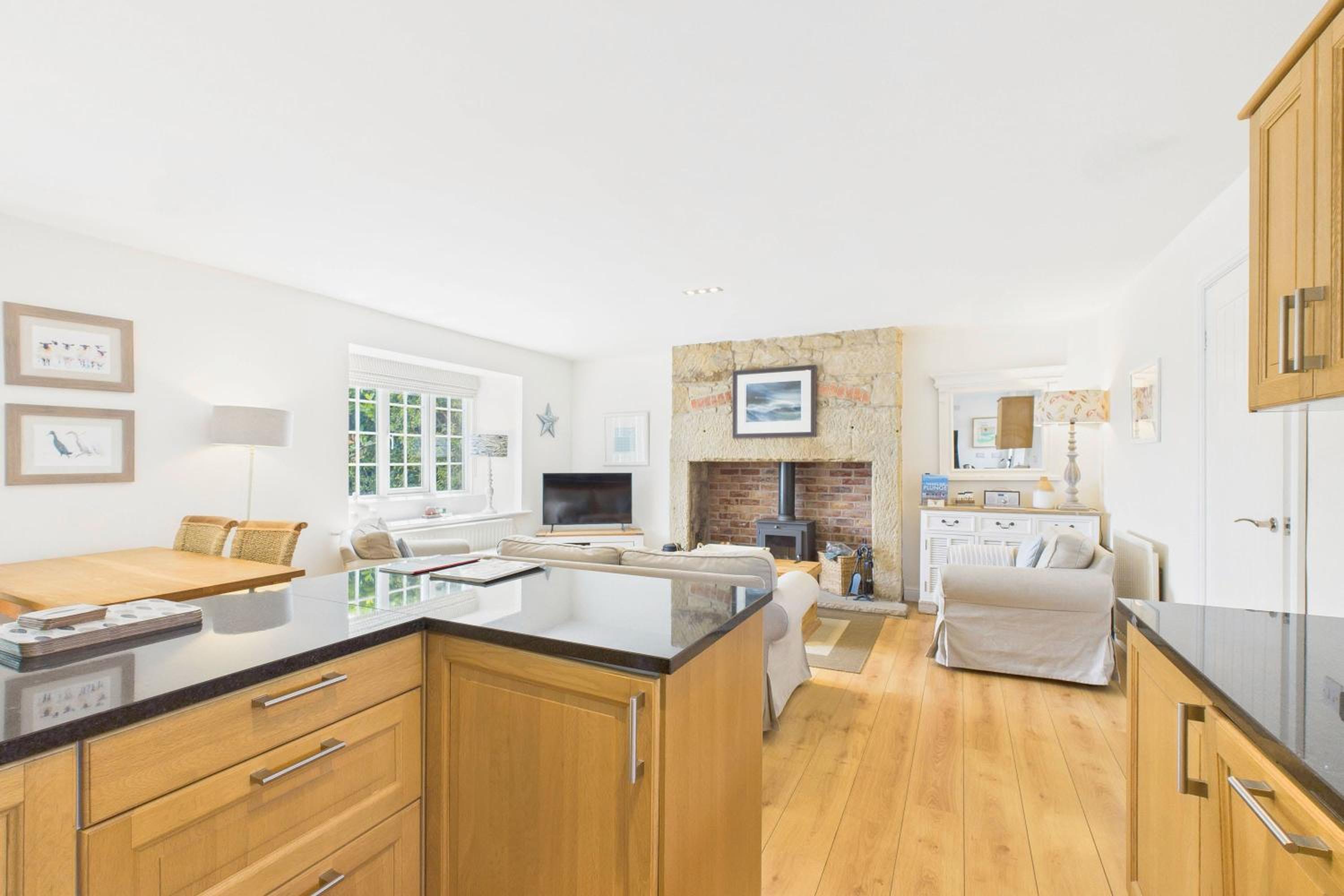 Host & Stay - Dove Cottage