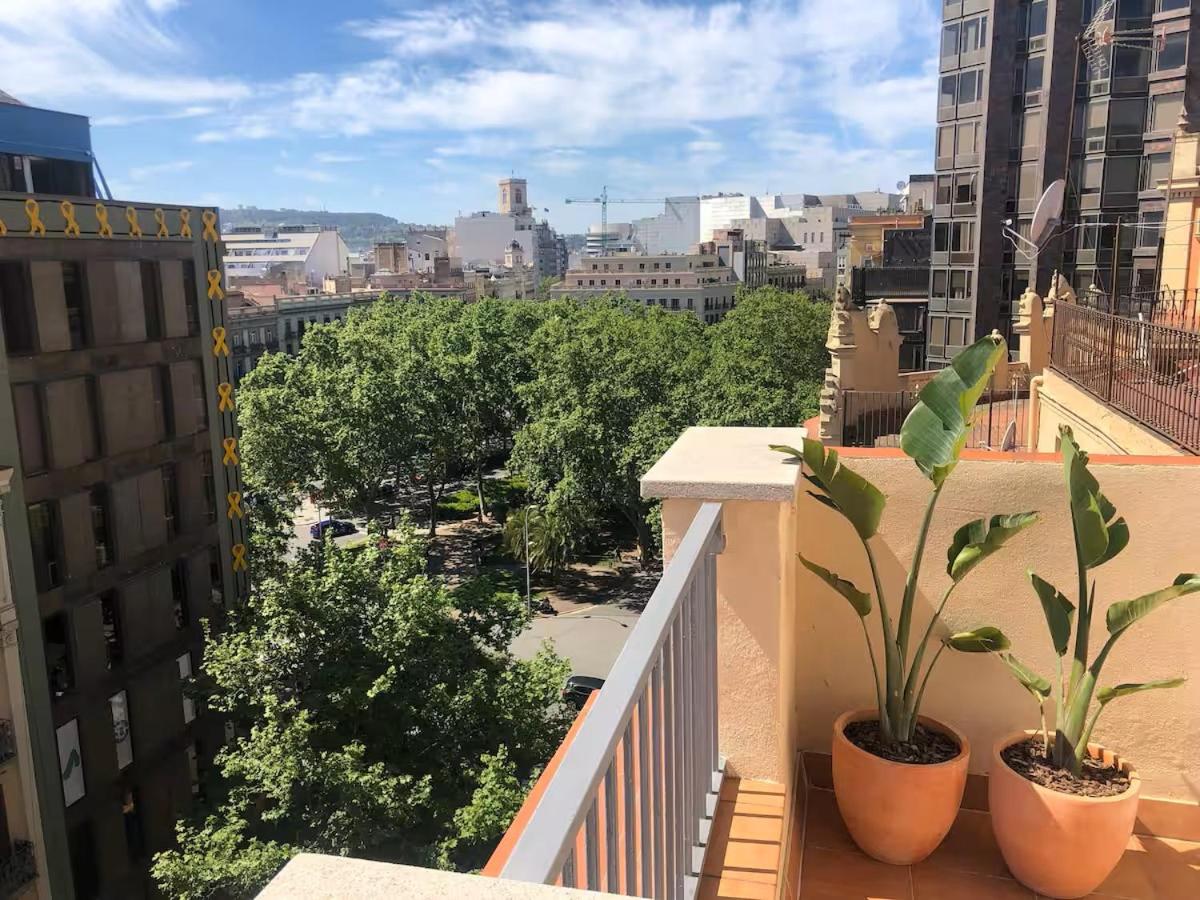 Attic with terrace Barcelona center