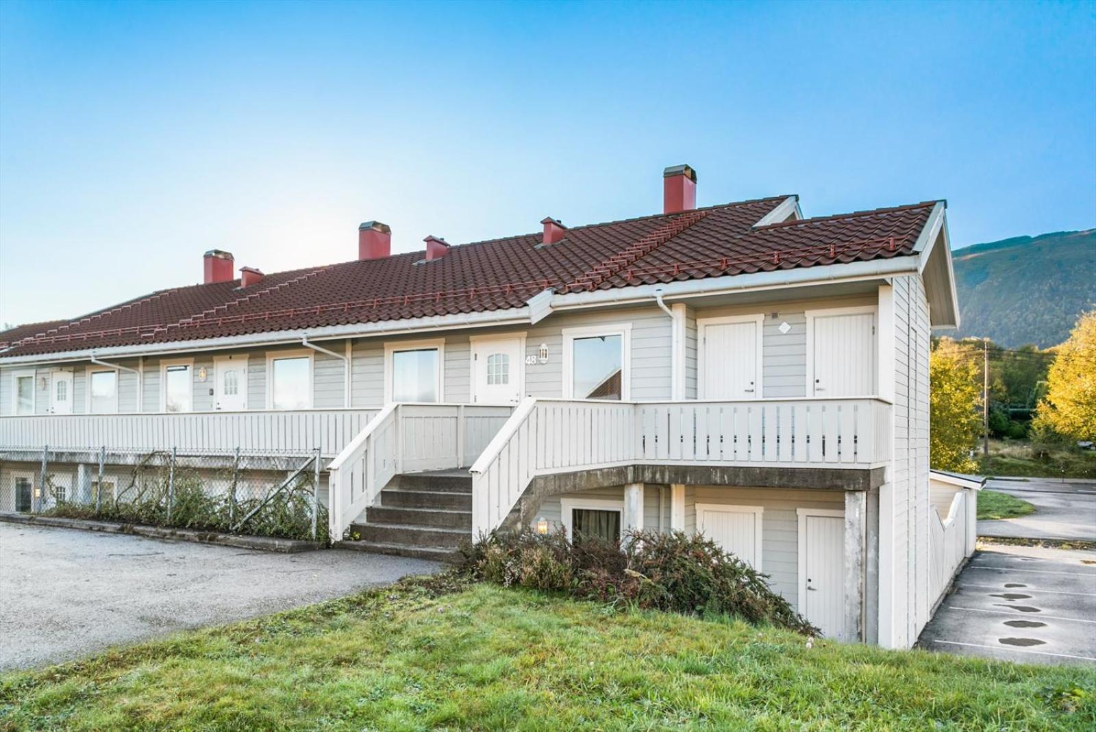 Central Langevåg Family Apartment