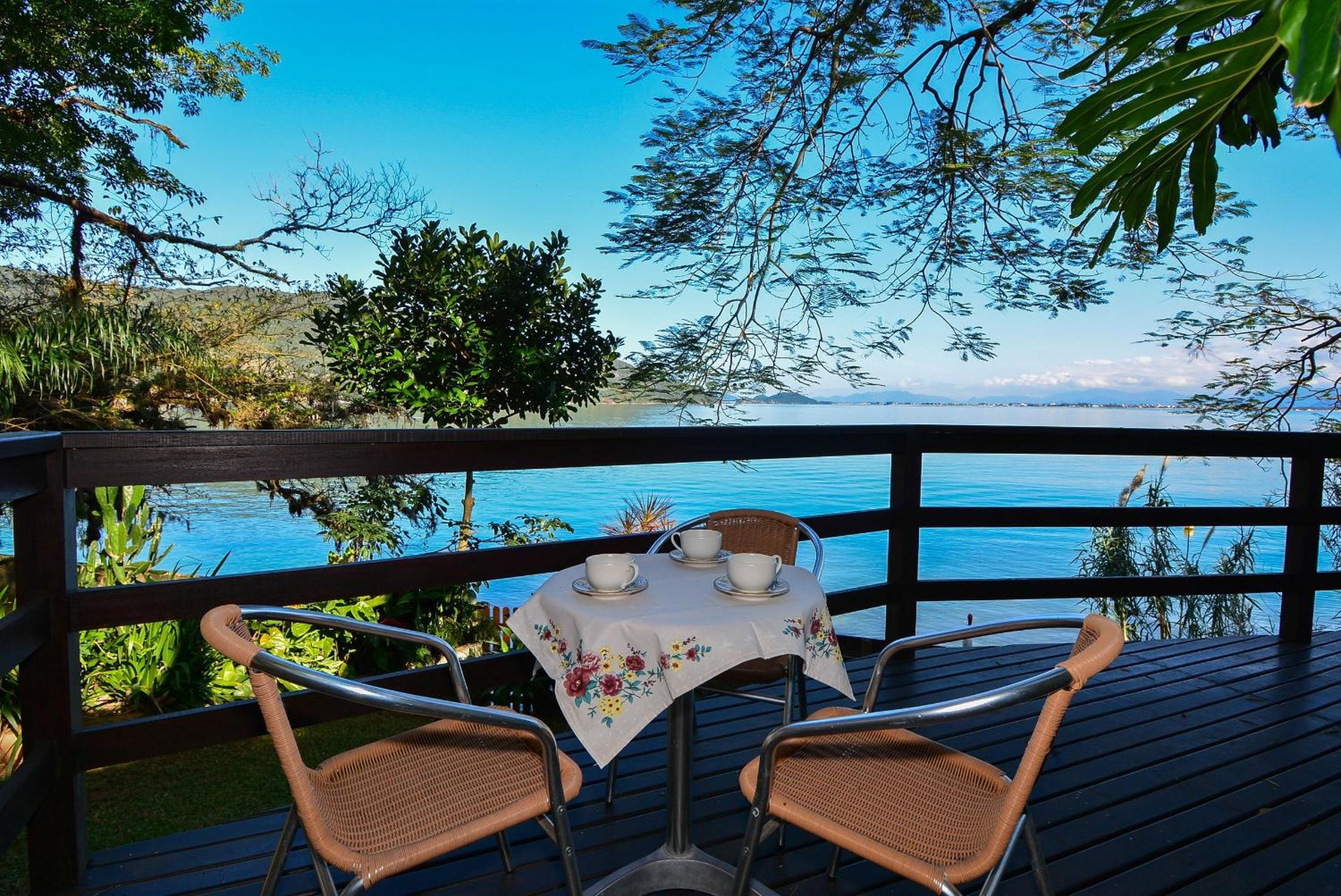 Casa à Beira Mar no Ribeirão da Ilha - SDI012