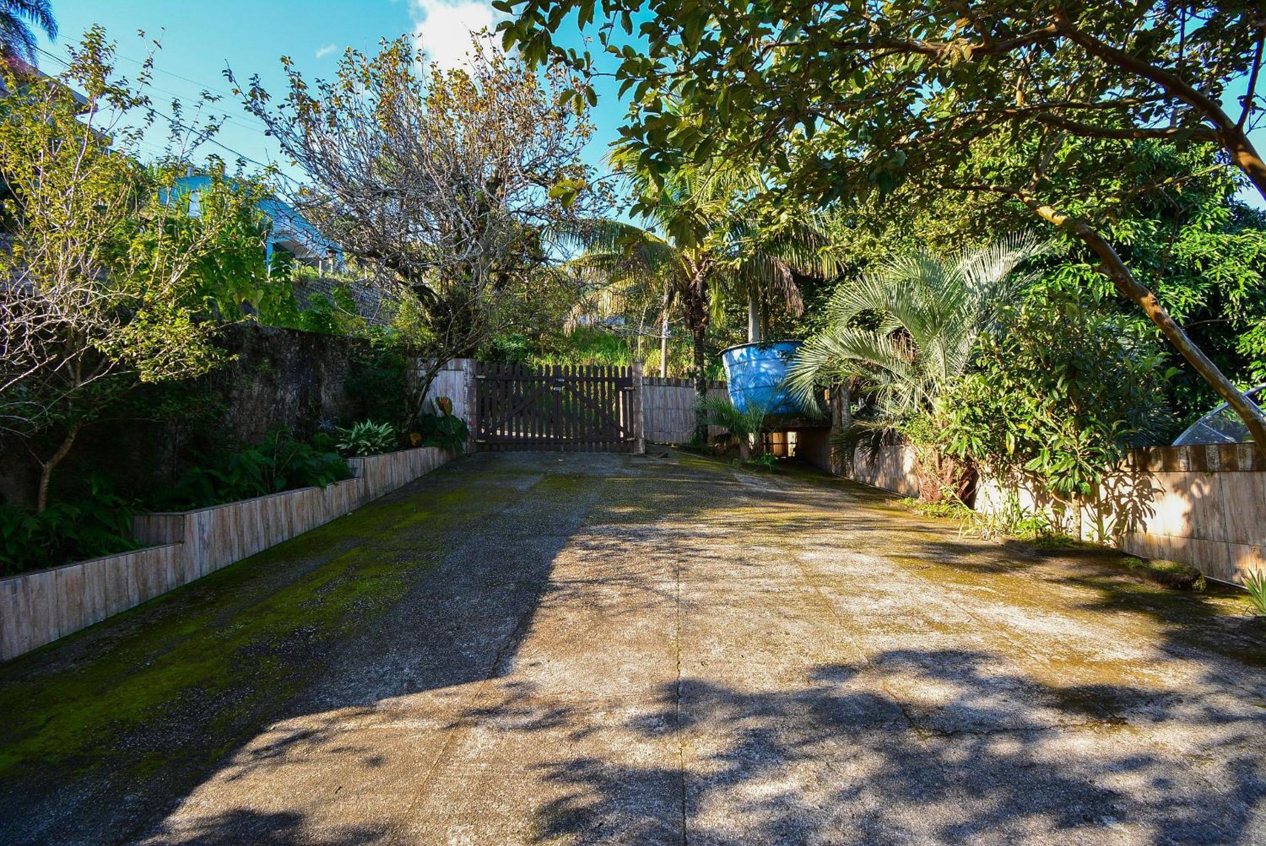 Casa à Beira Mar no Ribeirão da Ilha - SDI012