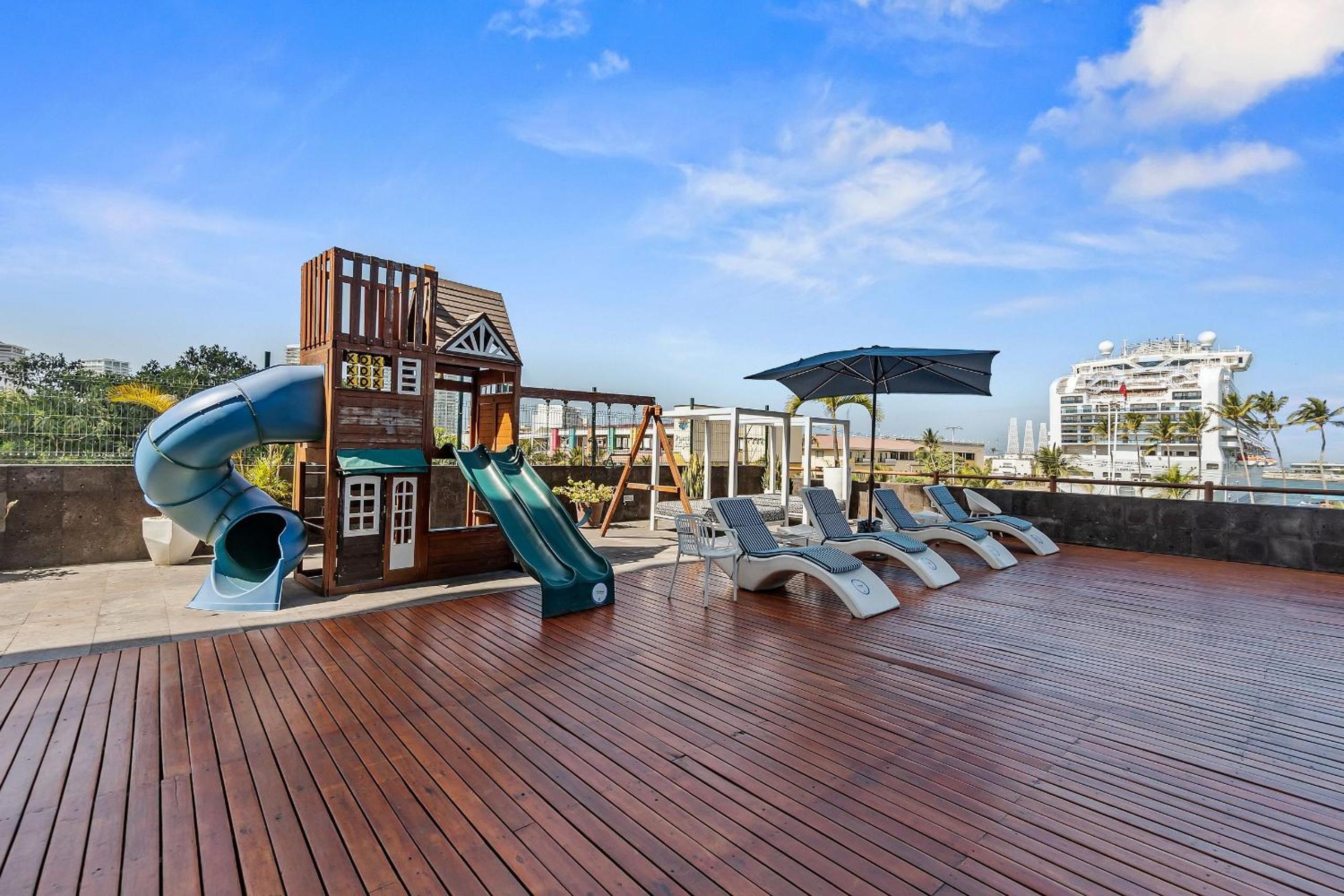 Deck12 Casino and Resort by Monyxbnb