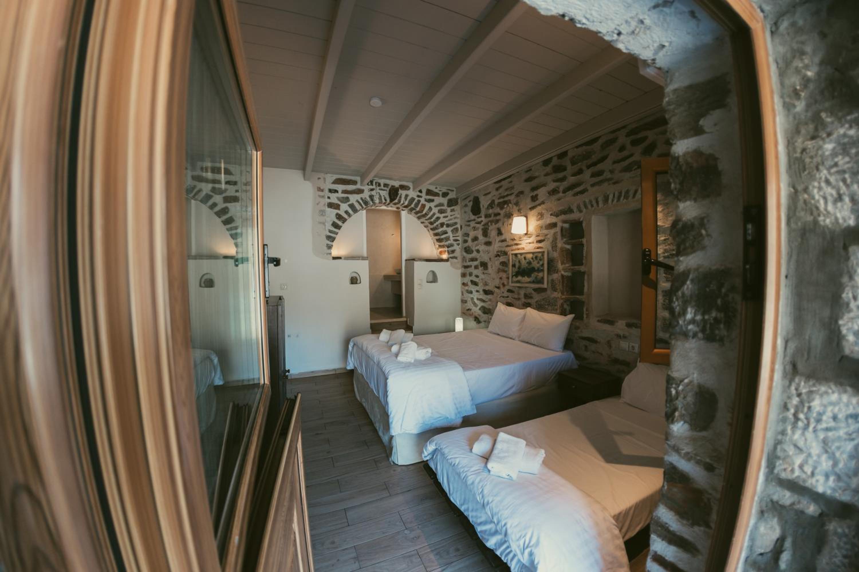 Photo 36