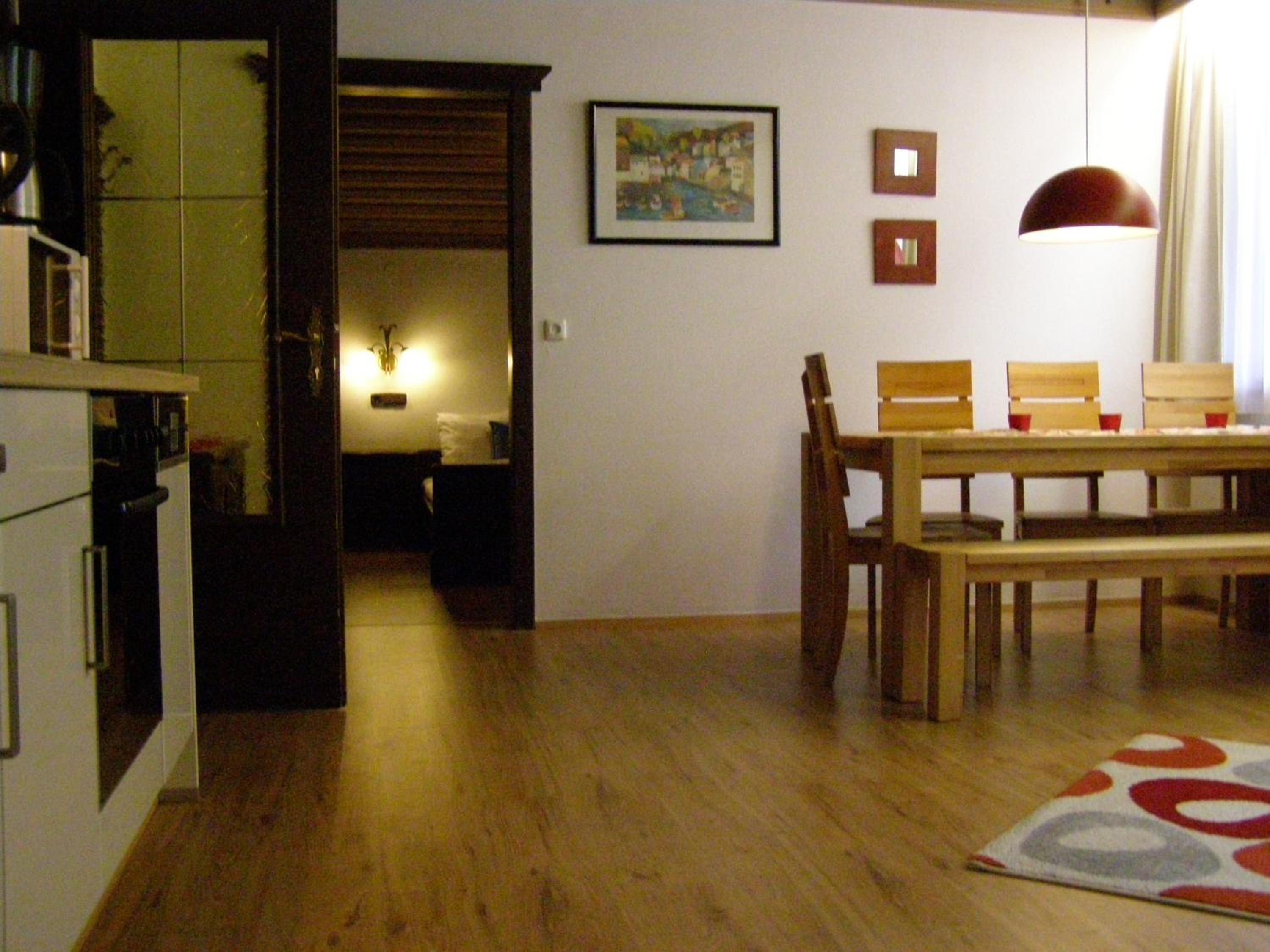 Bhome Gästehaus b&b / Apartments