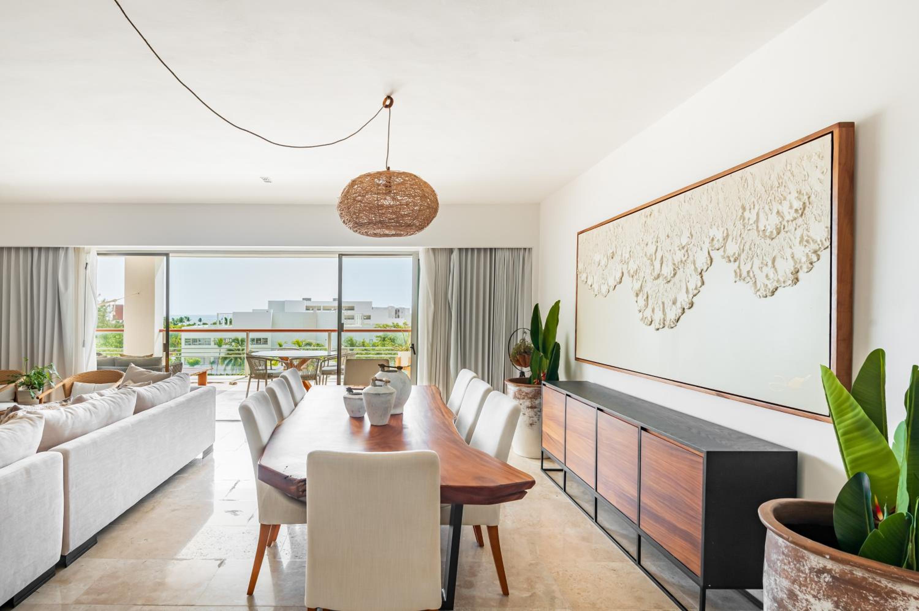 La Amada, Private Terrace Penthouse in Beachfront Complex