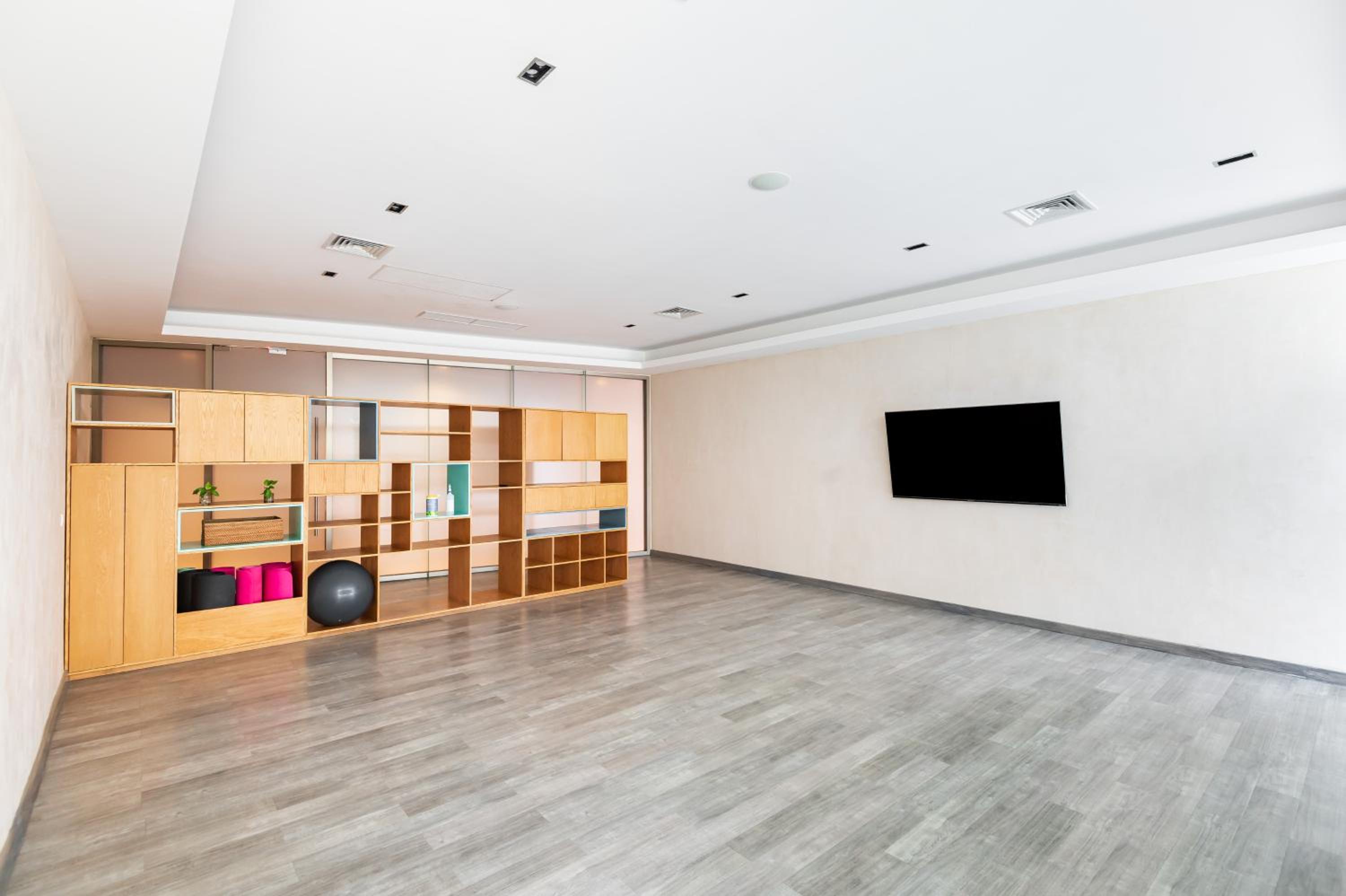 La Amada, Private Terrace Penthouse in Beachfront Complex