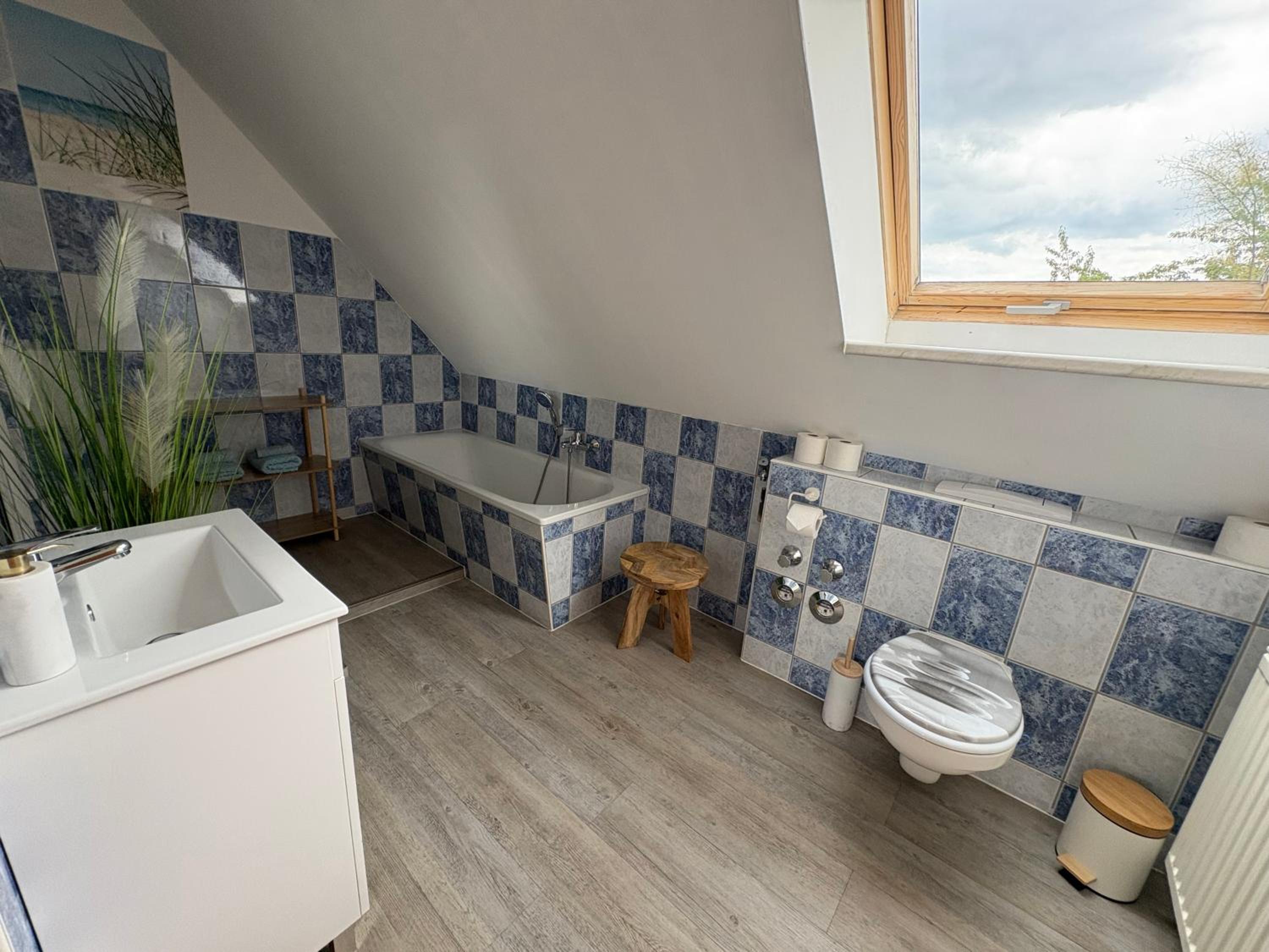 Ferienwohnung mit Schlösserblick in Dresden I große Dachterrasse I Parkplatz kostenfrei