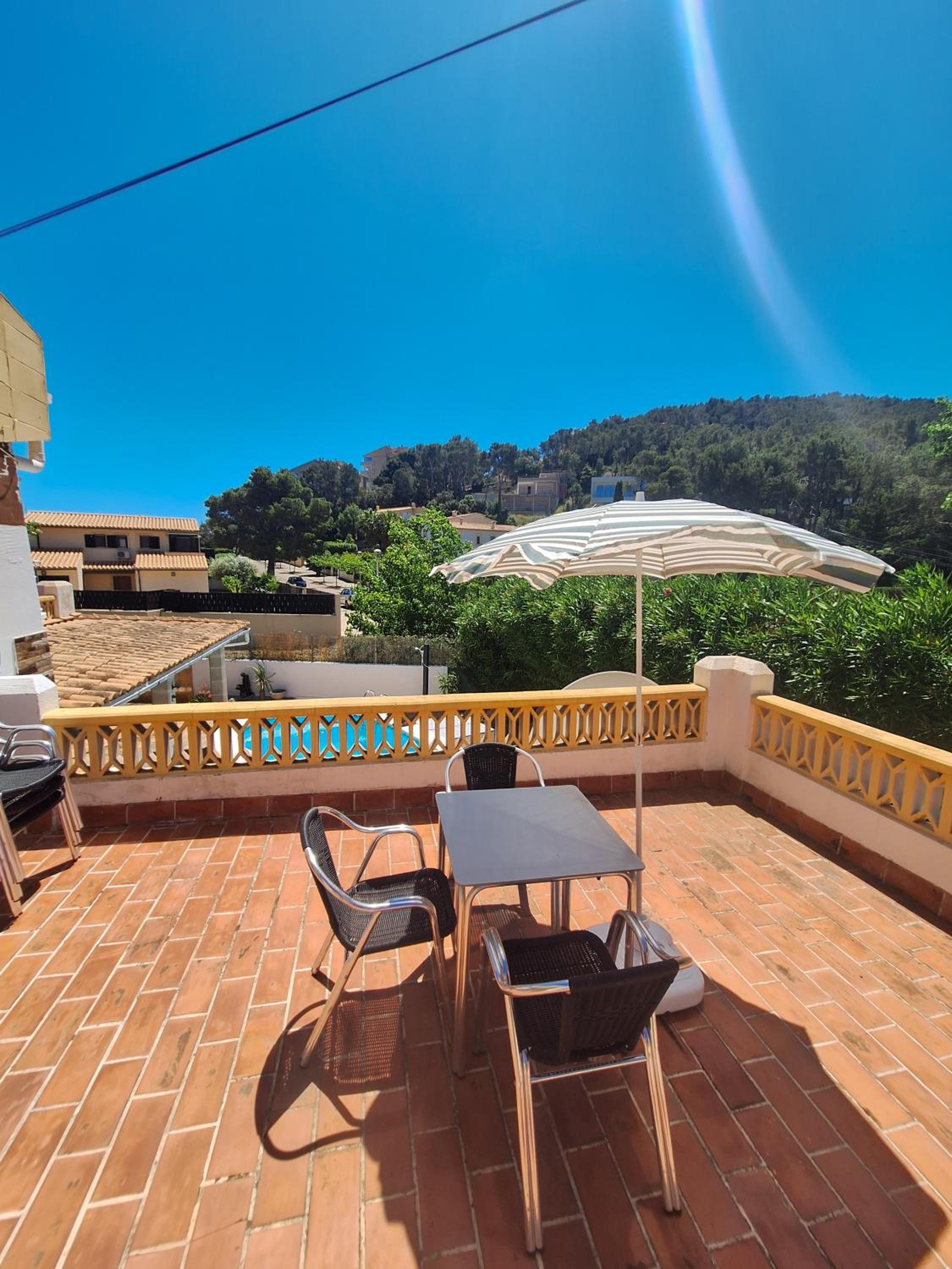 Villa Nevada - Espacioso Chalet con Piscina Privada