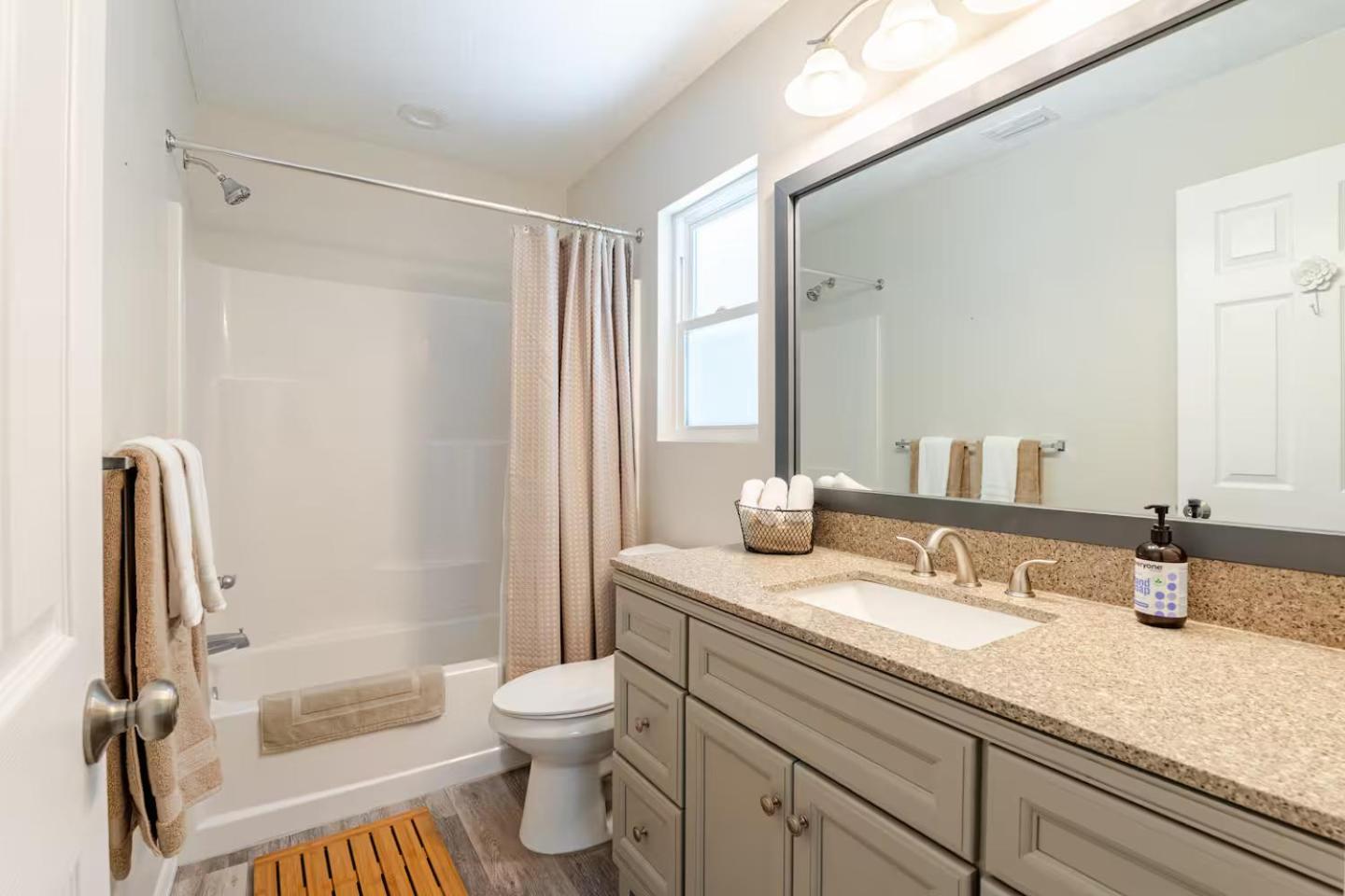Family Friendly, Historic Downtown, Near Beach