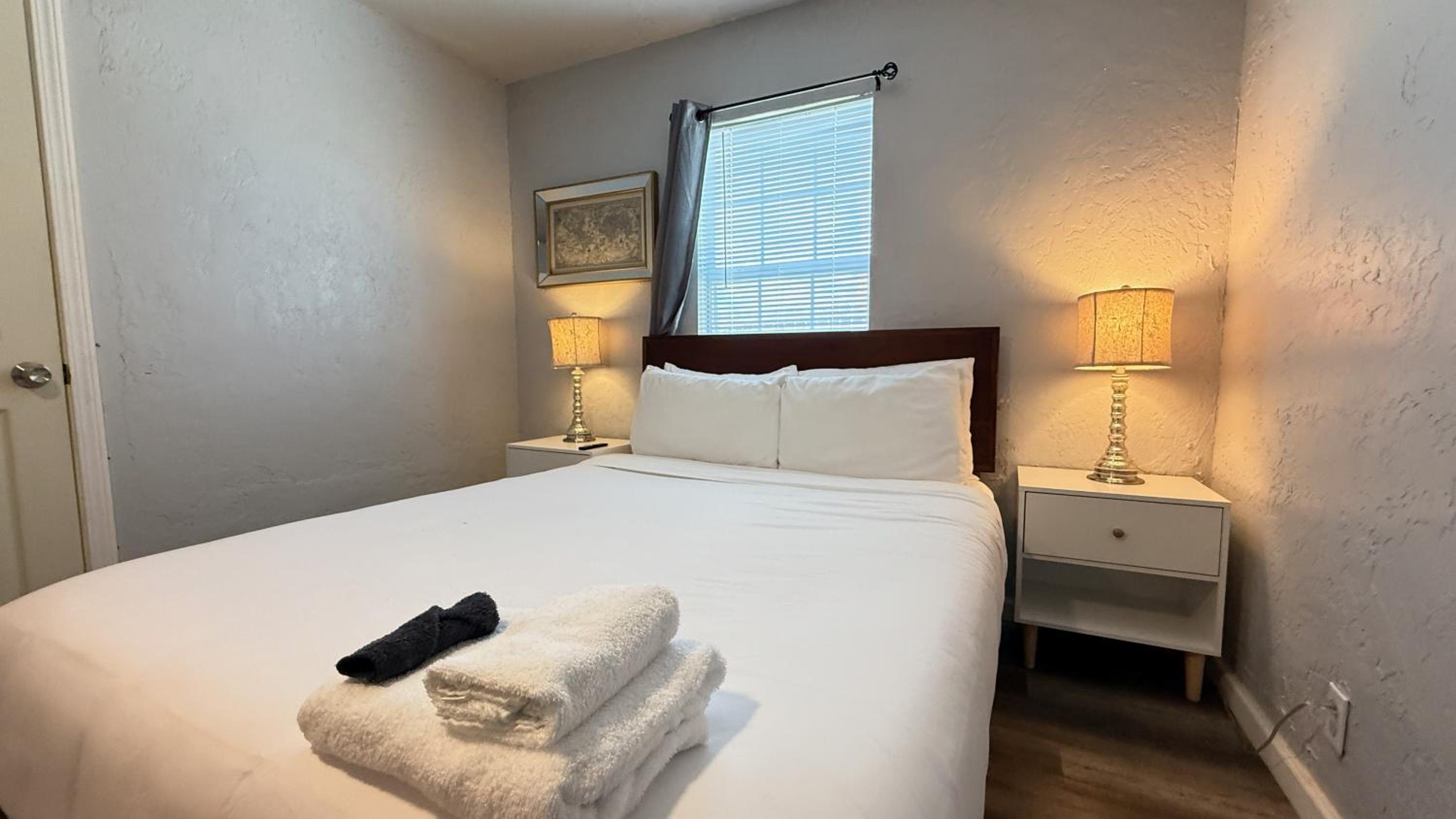 1BR Apt 8 min to Integris Baptist #20C