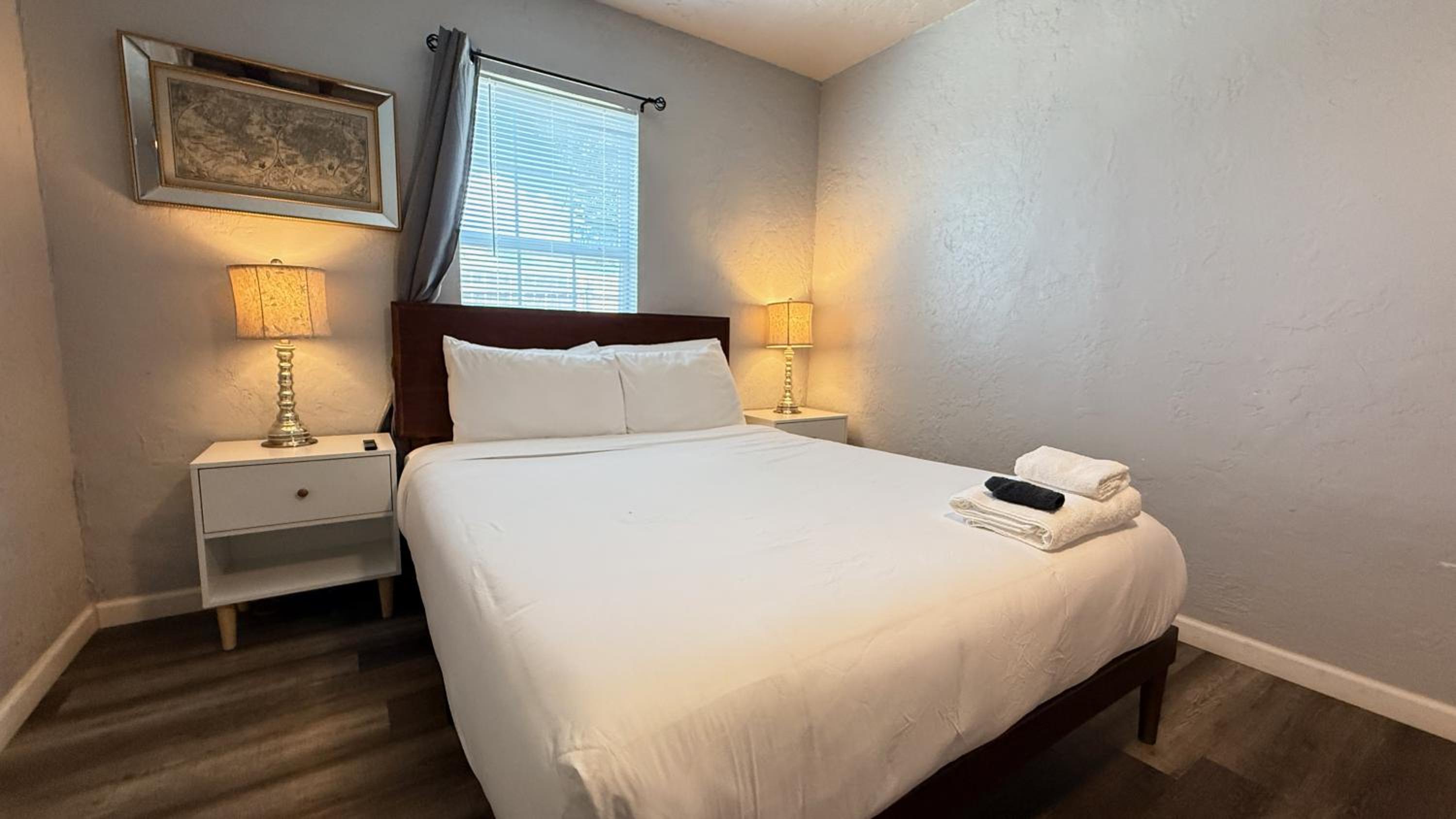 1BR Apt 8 min to Integris Baptist #20C