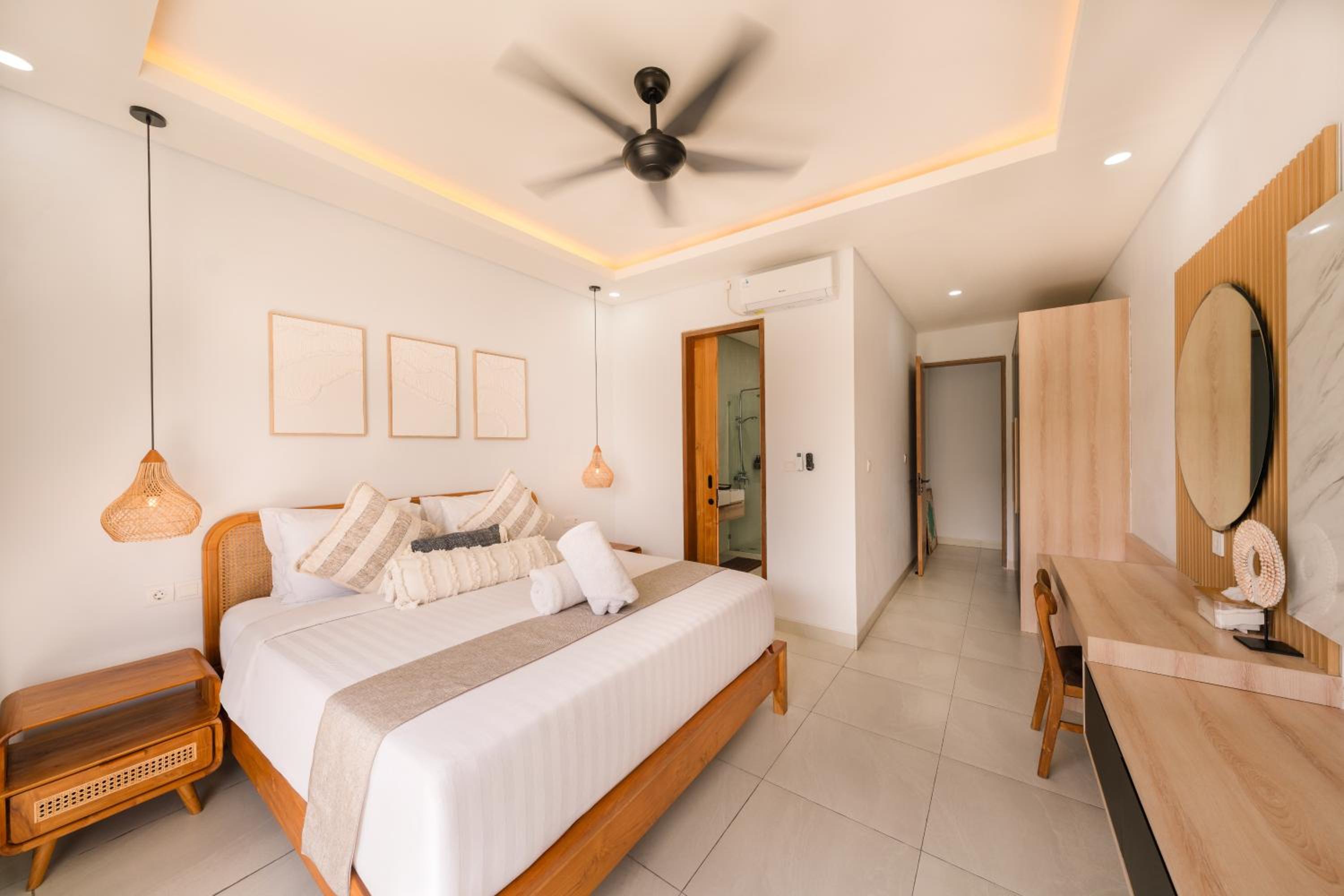 Shanti Villa - 3BR Luxury Private Pool Villa in Seminyak