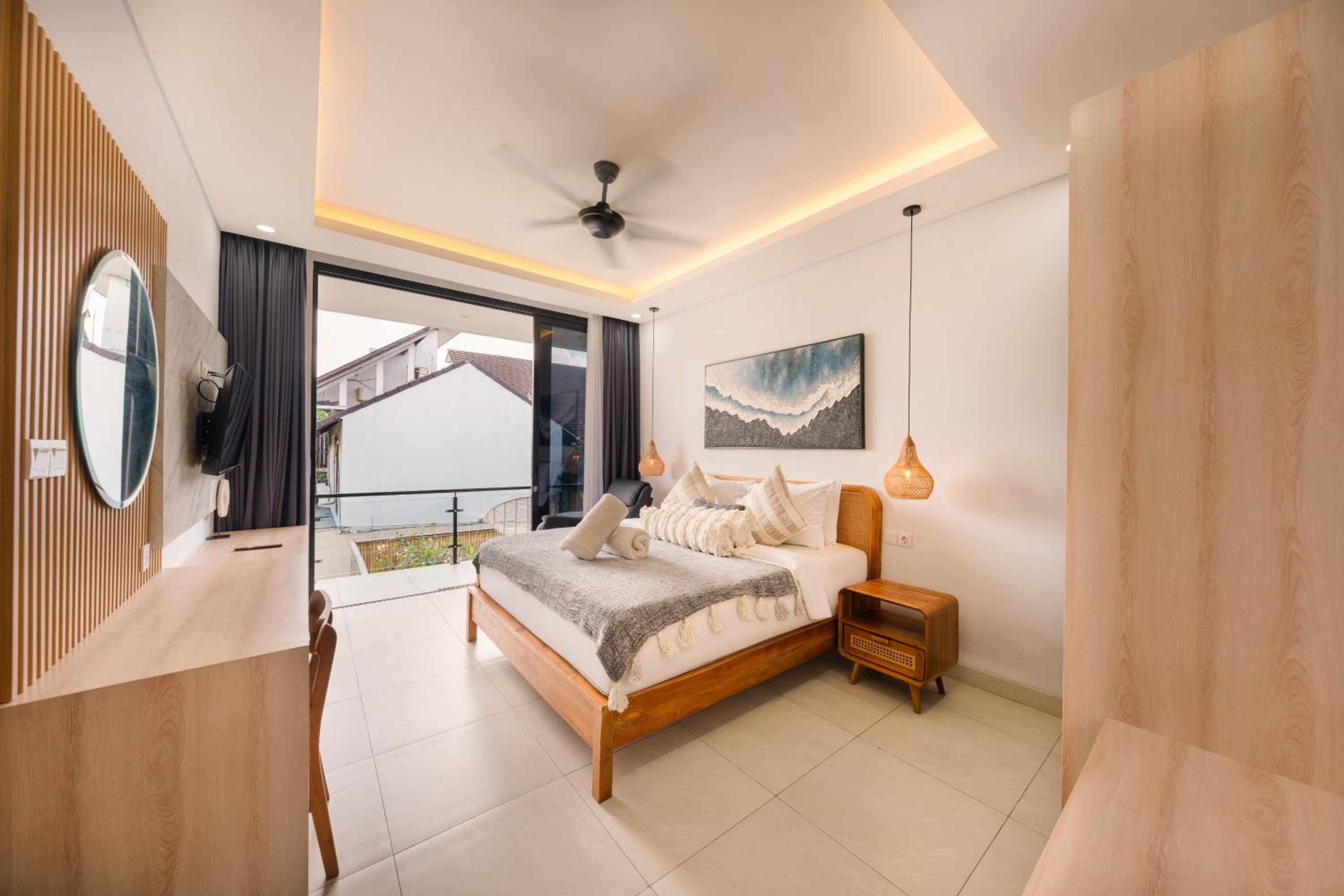 Shanti Villa - 3BR Luxury Private Pool Villa in Seminyak
