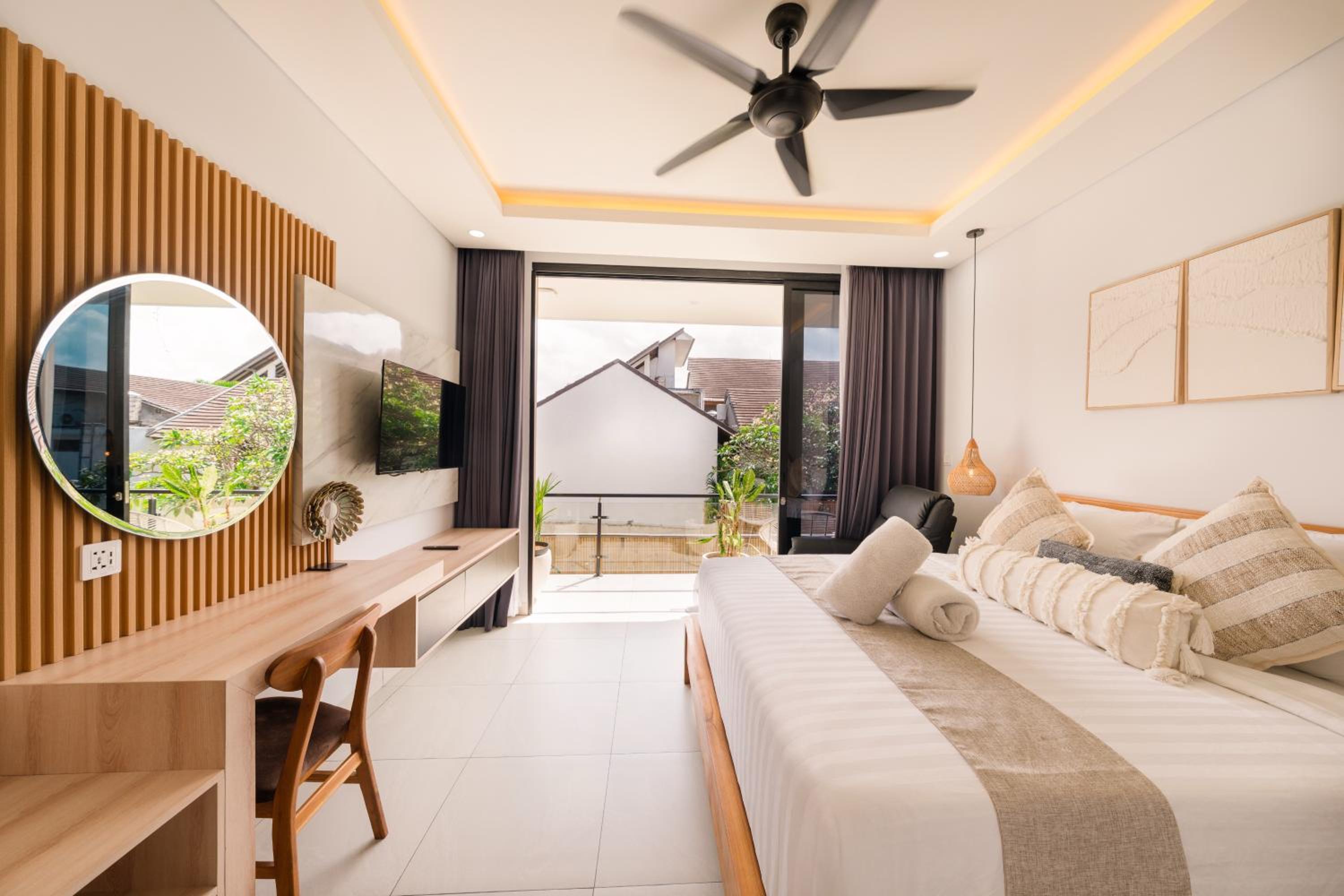Shanti Villa - 3BR Luxury Private Pool Villa in Seminyak