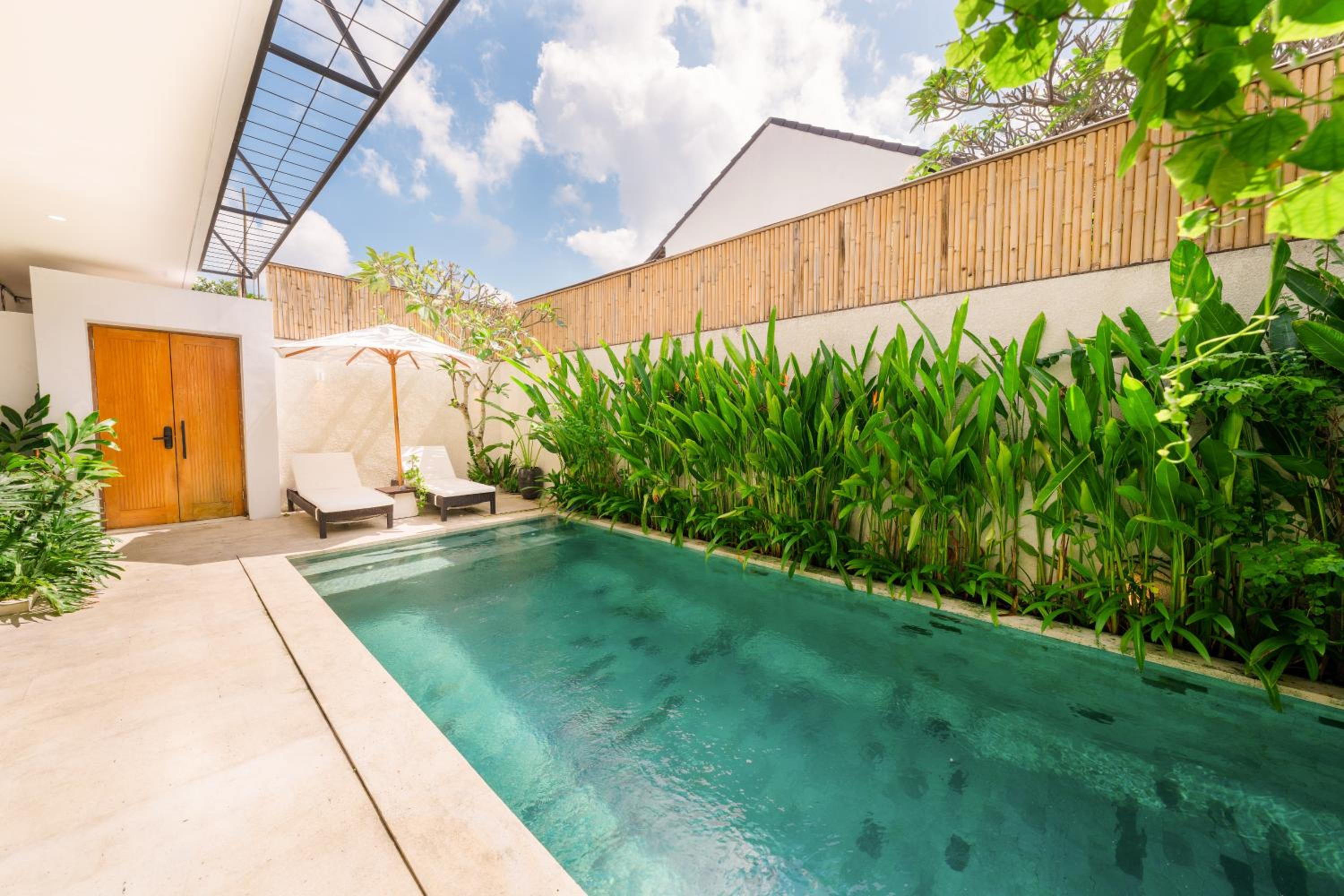 Shanti Villa - 3BR Luxury Private Pool Villa in Seminyak