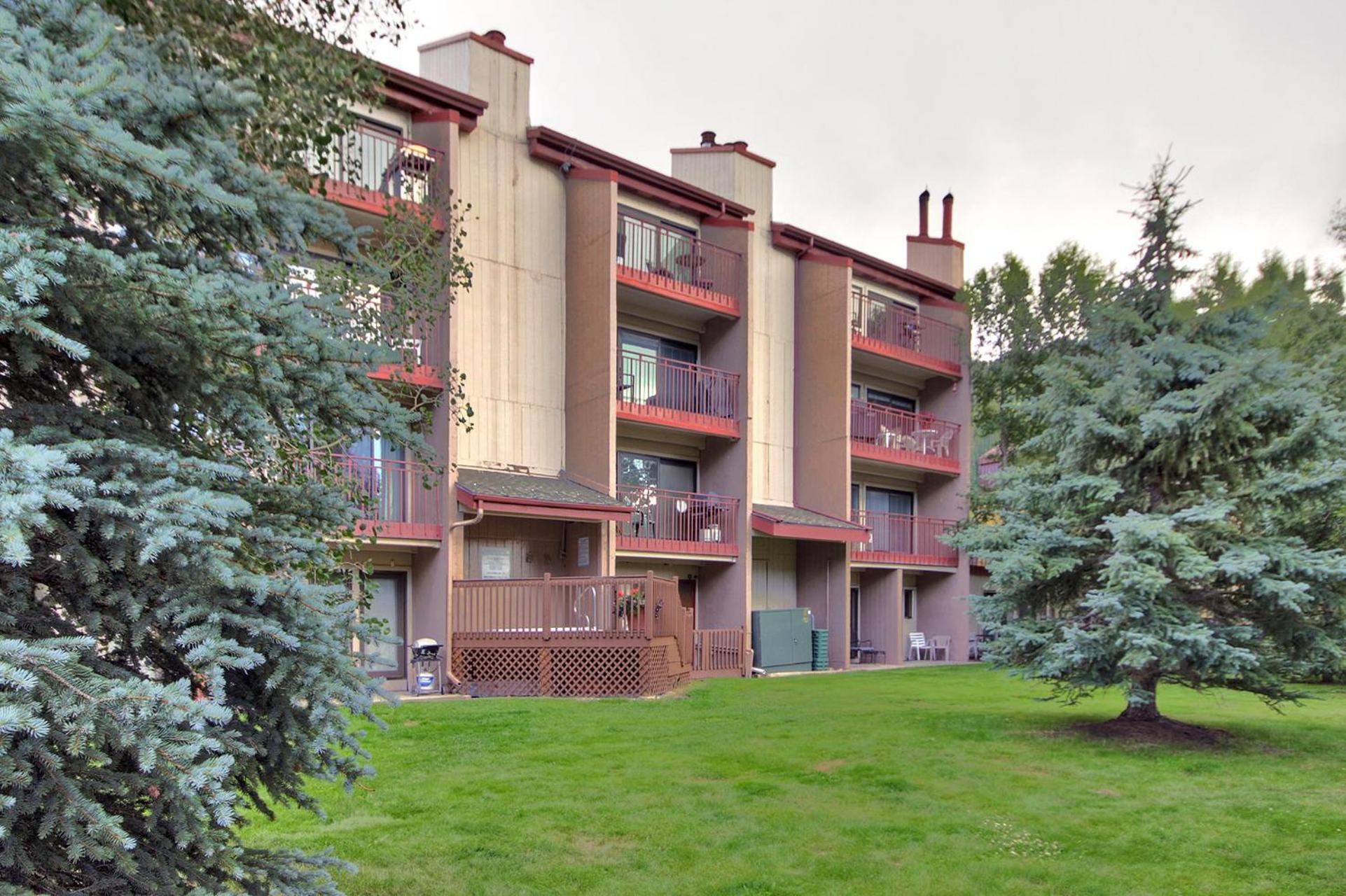 PG G-5 Peregrine condo