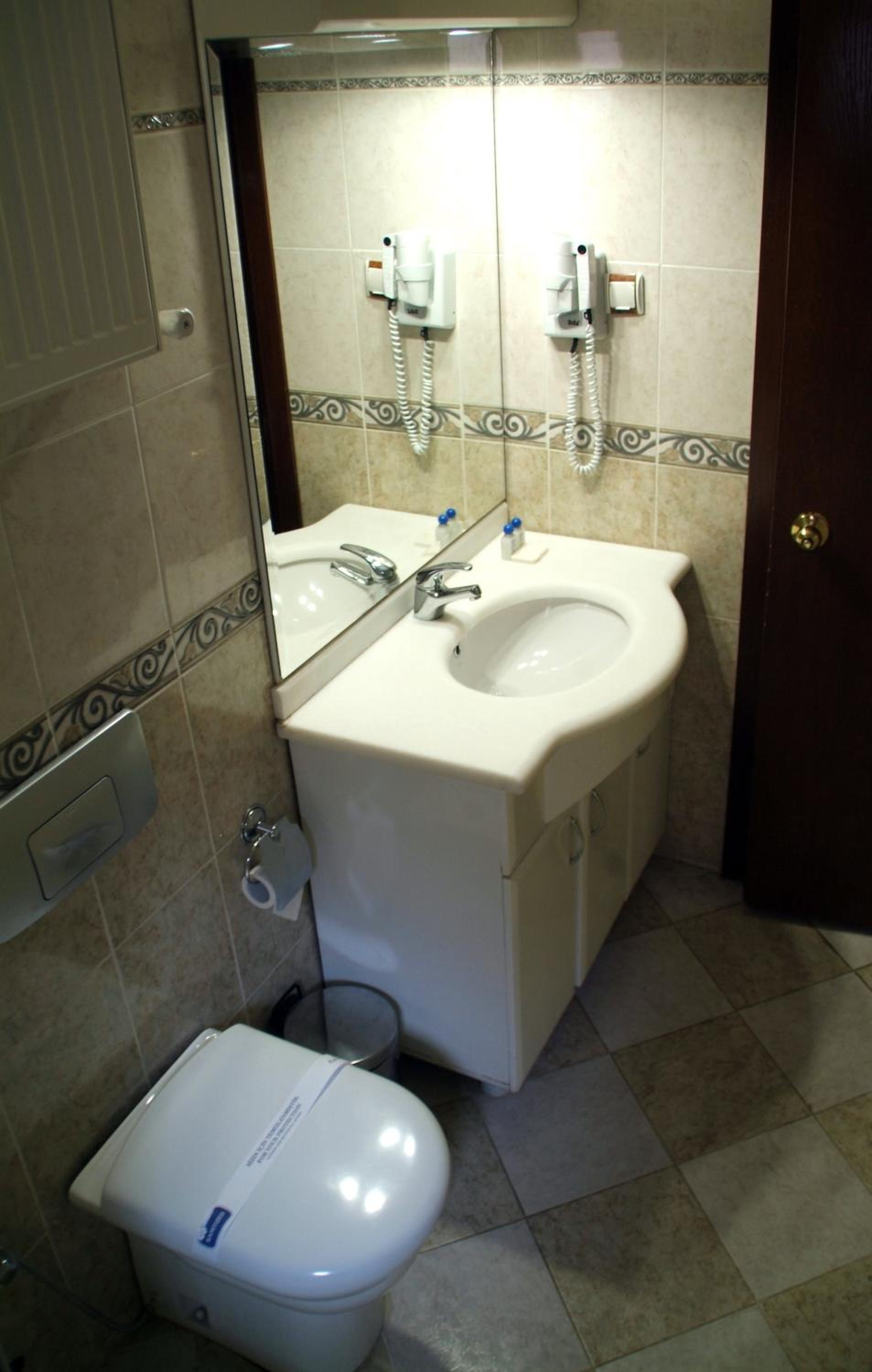 Ozilhan Hotel - Image 36