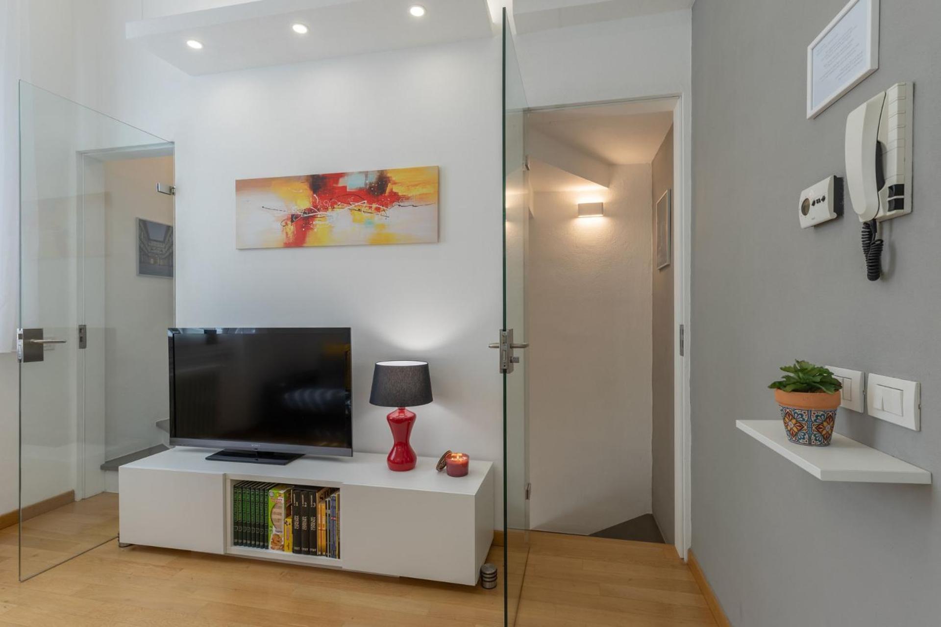 Elegant Duplex in Florence