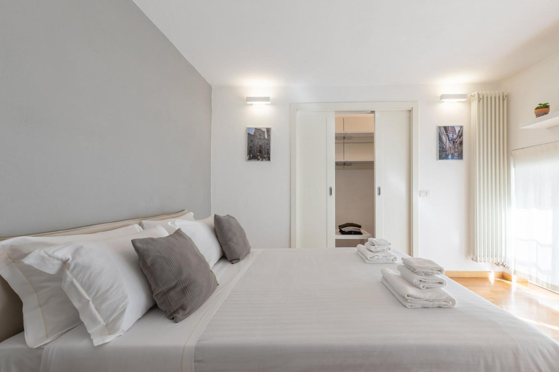 Elegant Duplex in Florence