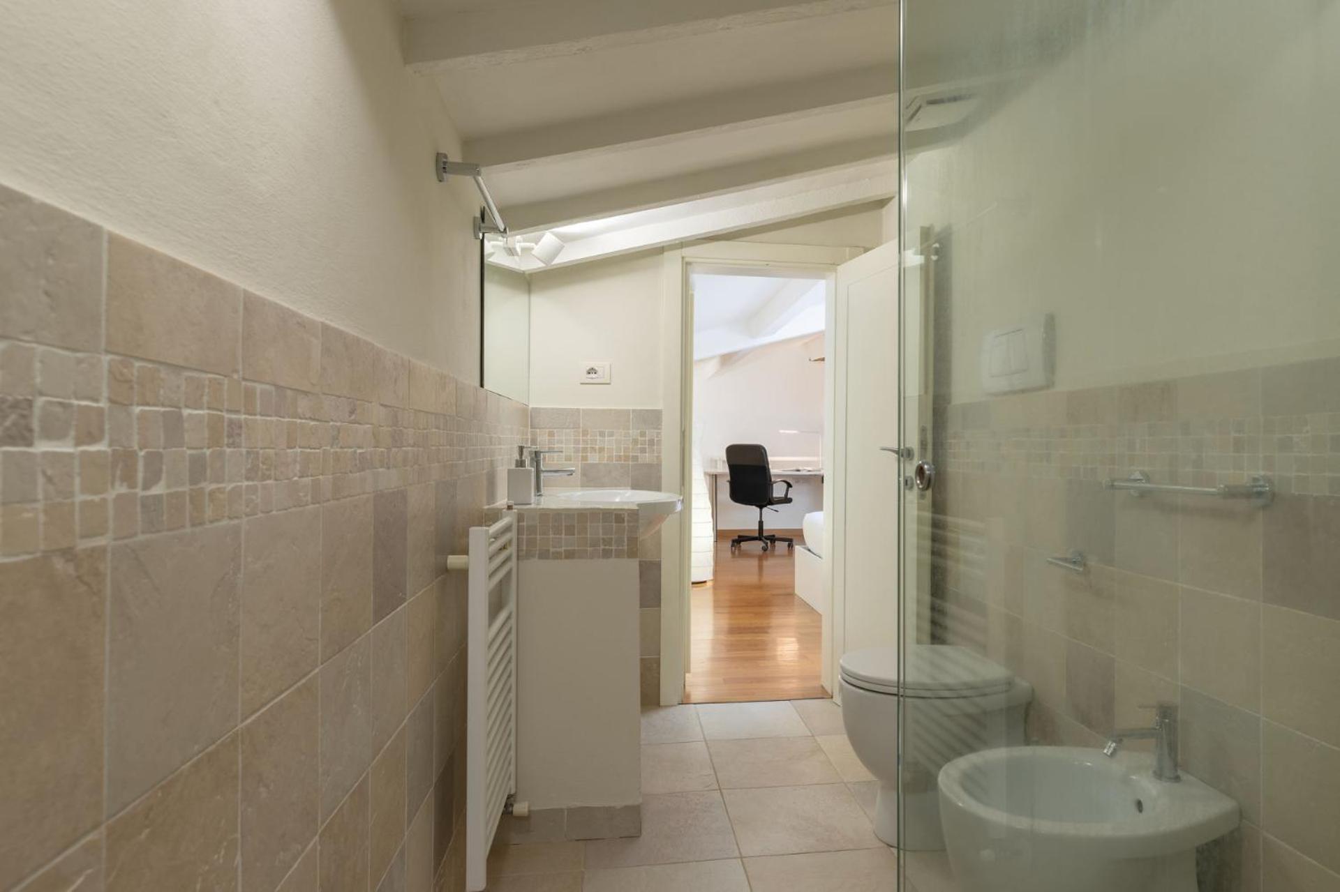 Elegant Duplex in Florence