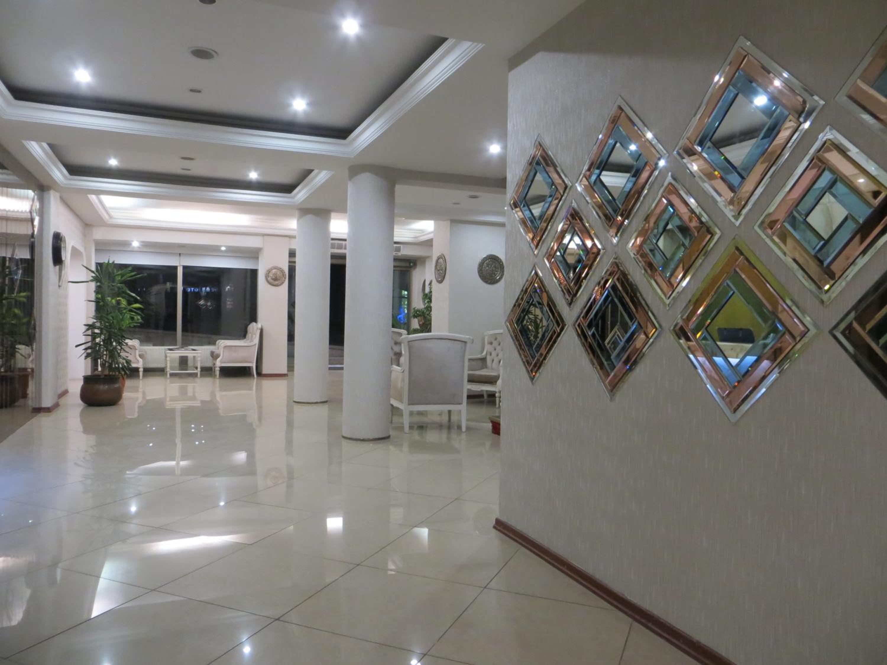 Ozilhan Hotel - Image 10