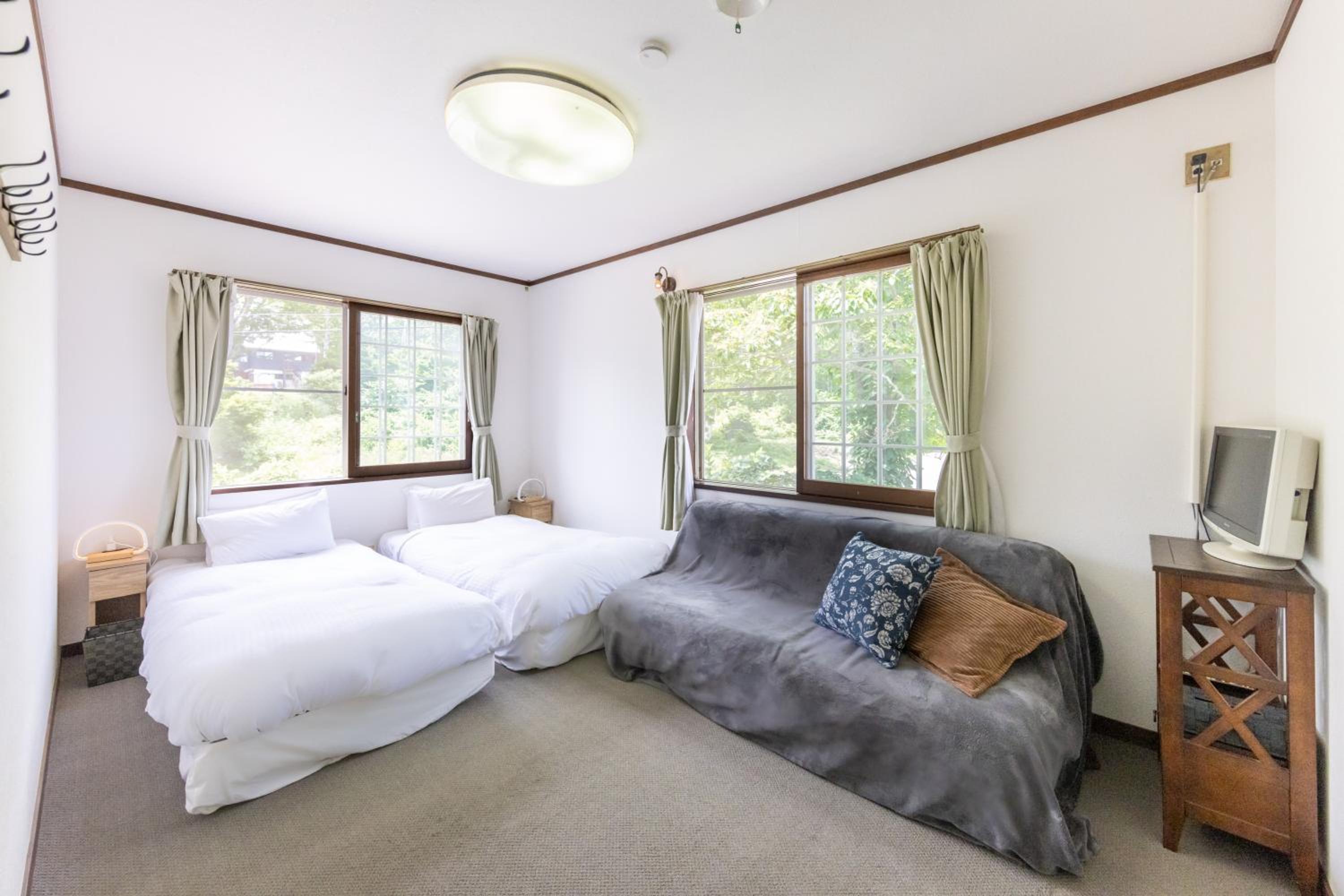 Forest and Stars Akakura Lodge