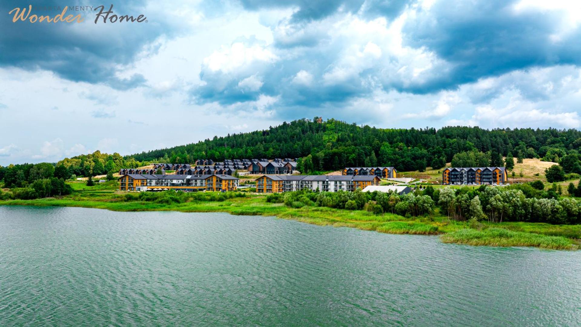 Wonder Hill - bajkowy widok na góry i zalew, strefa wellness na terenie kompleksu