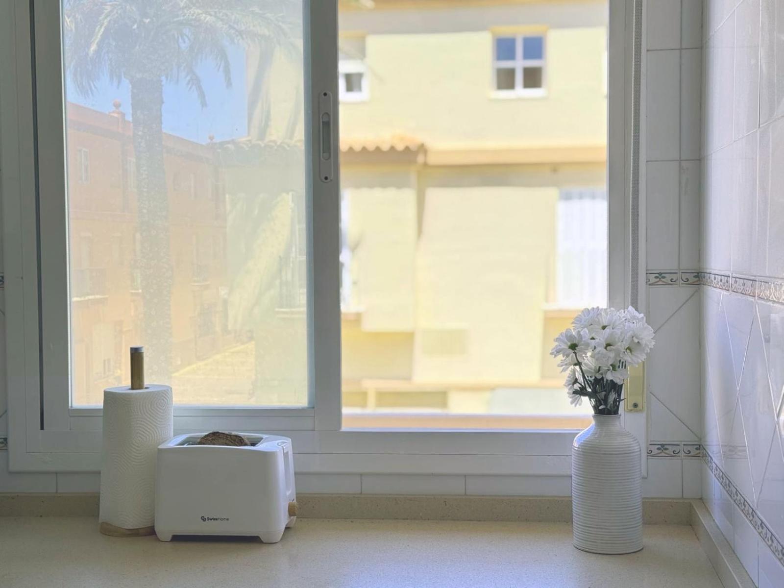 Vibes Center Flat