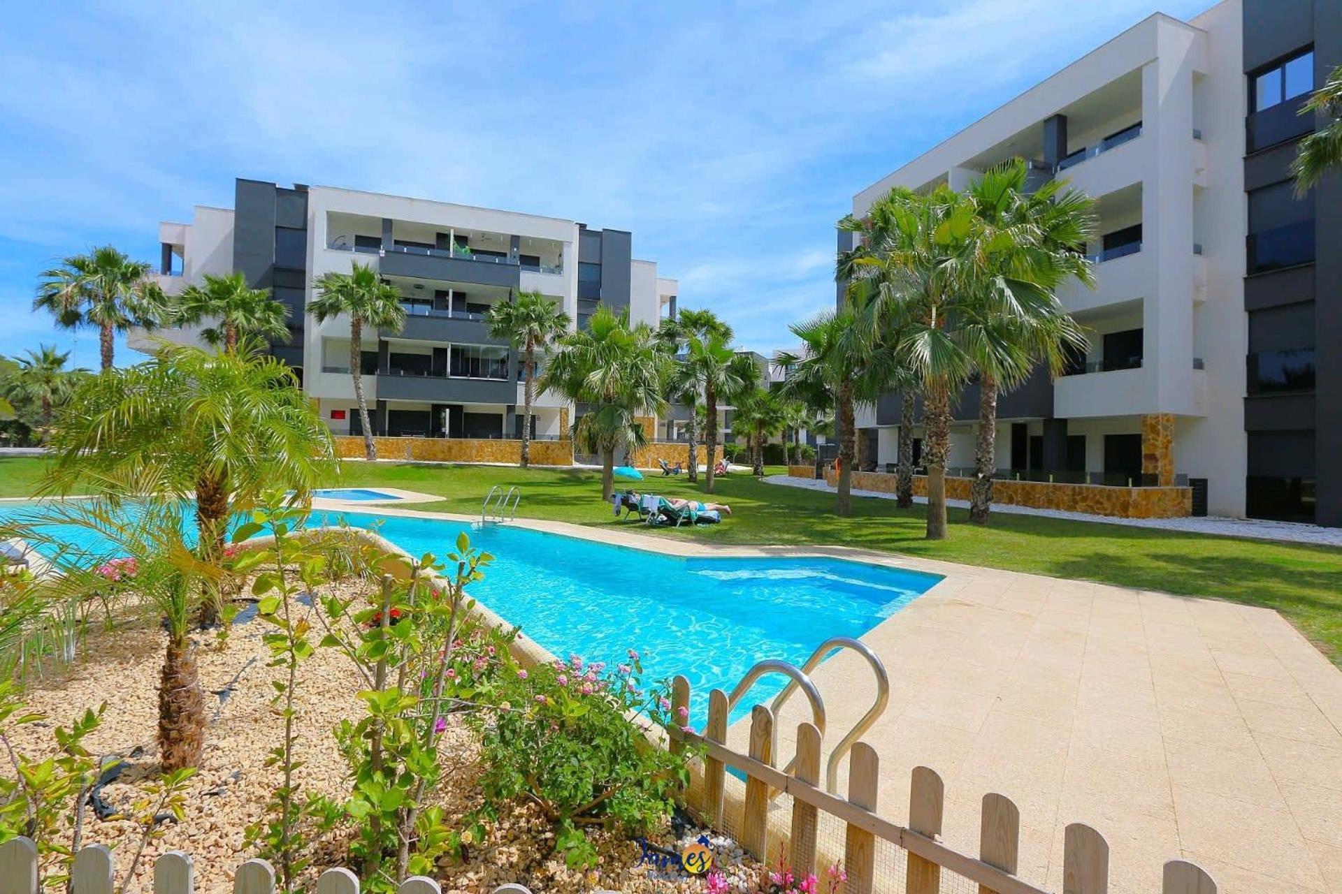 Chic Sunset Apart with Com Pool Duly14