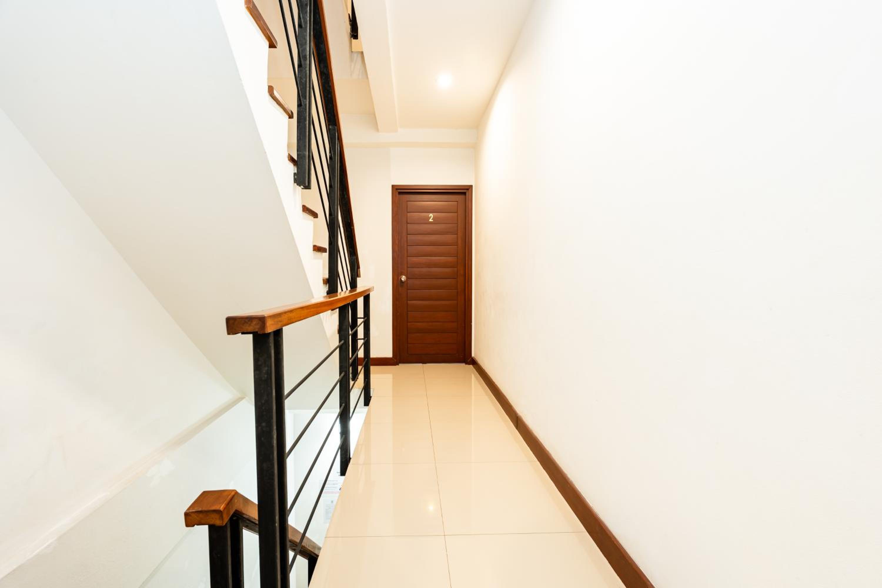 YON INN Sukhumvit 4 BTS Nana
