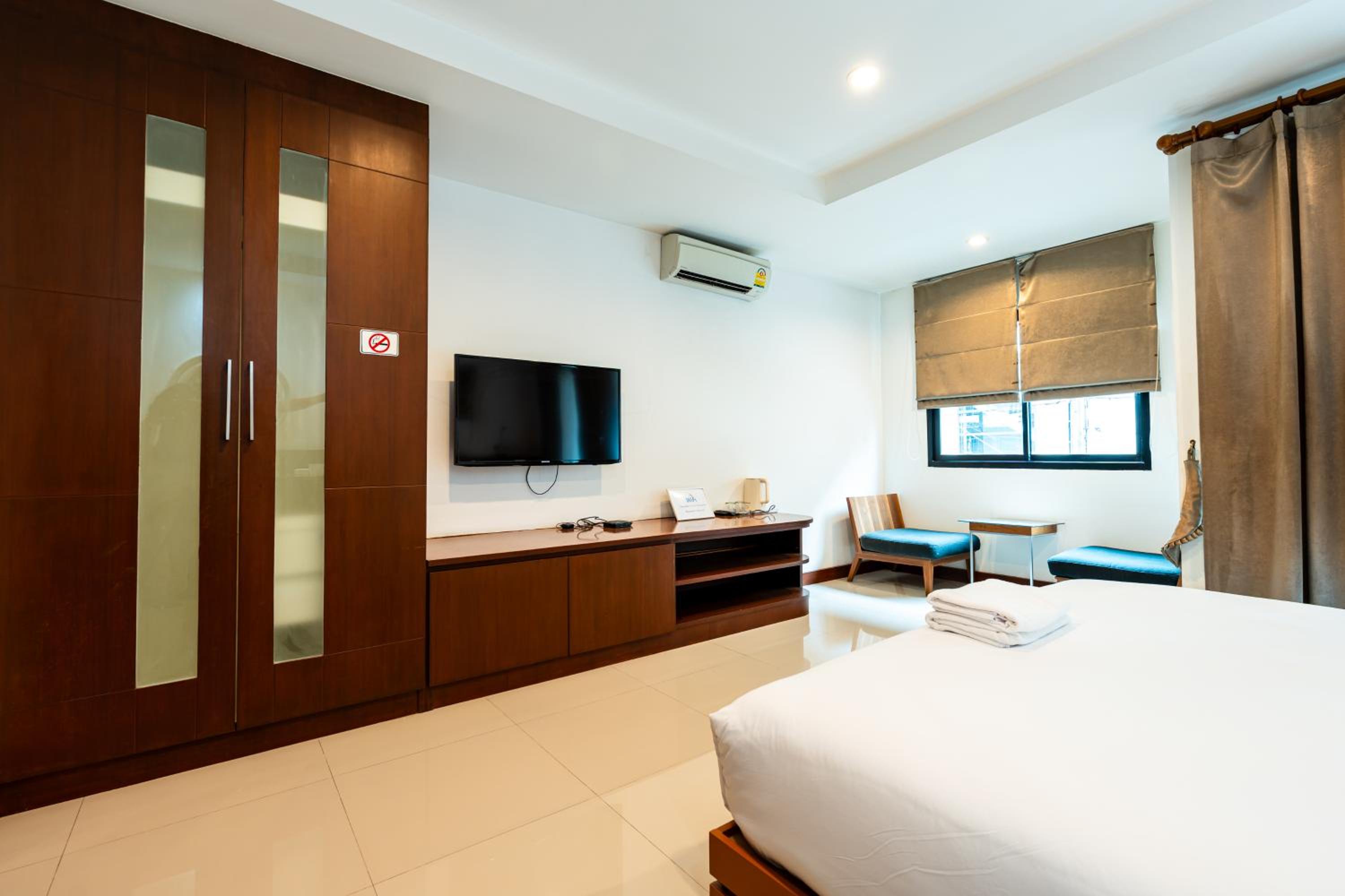YON INN Sukhumvit 4 BTS Nana