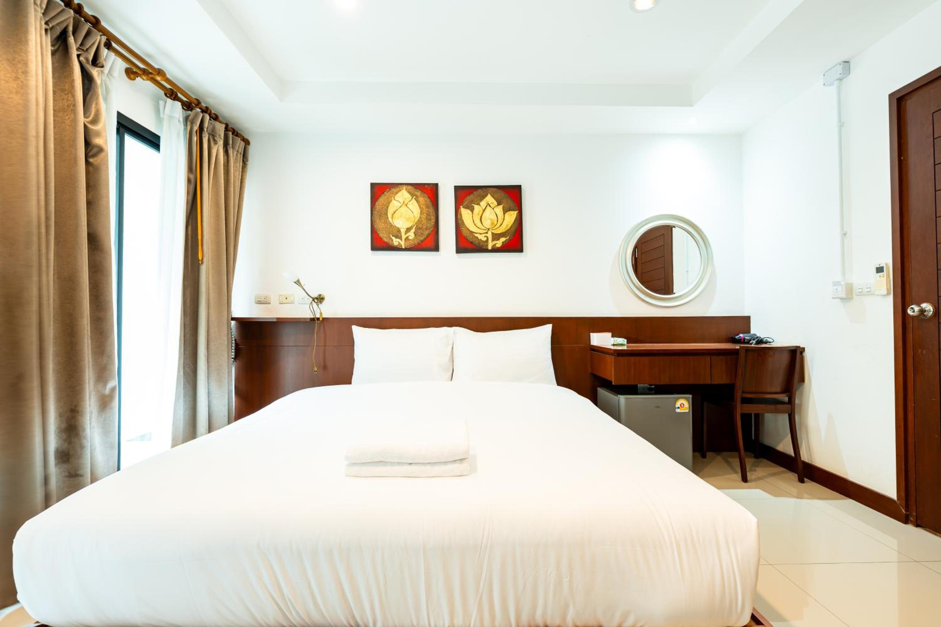 YON INN Sukhumvit 4 BTS Nana